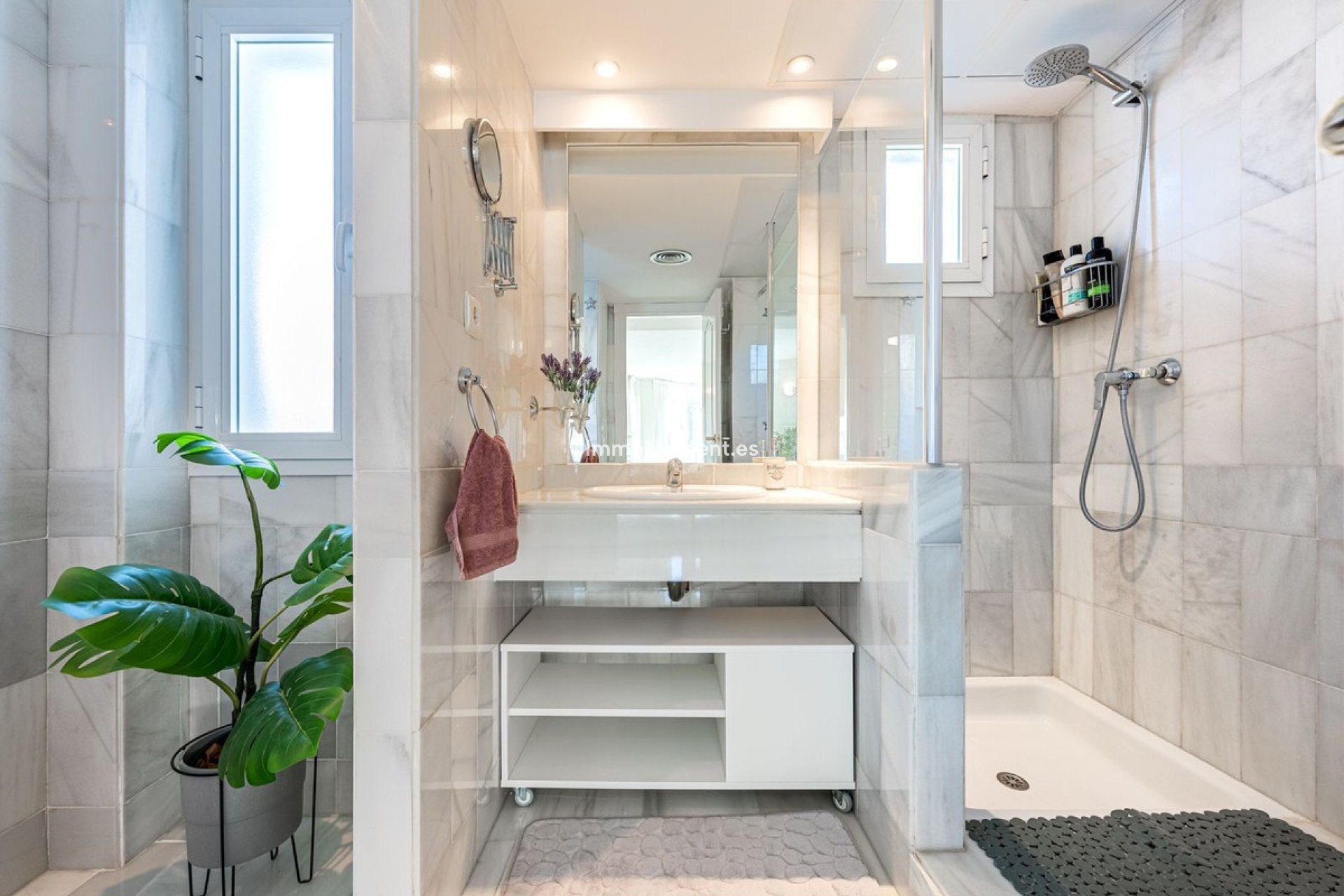 Revente - Appartement - Marbella - Nueva Andalucía