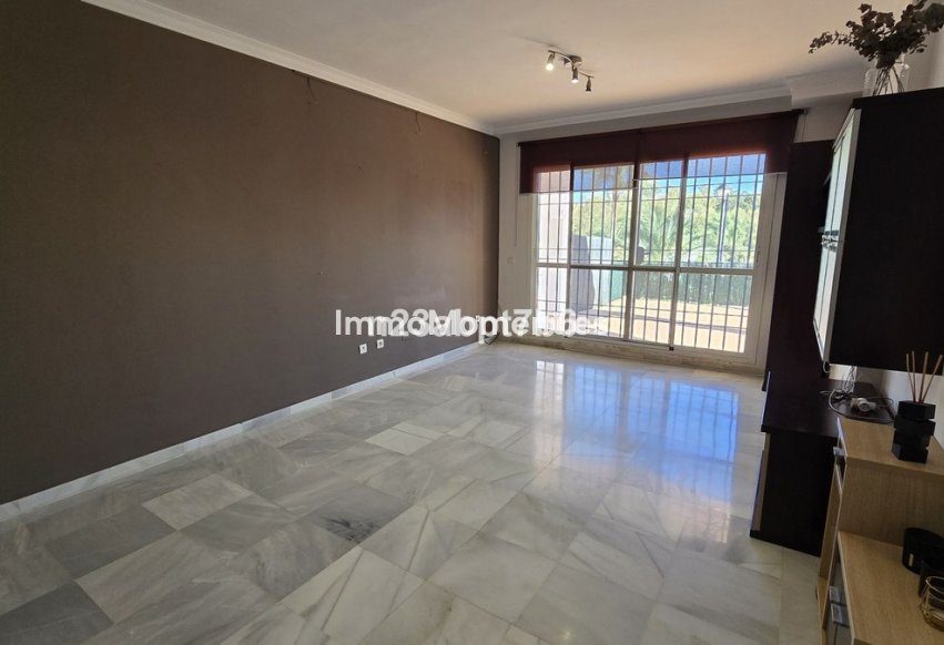 Revente - Appartement - Marbella - Nueva Andalucía