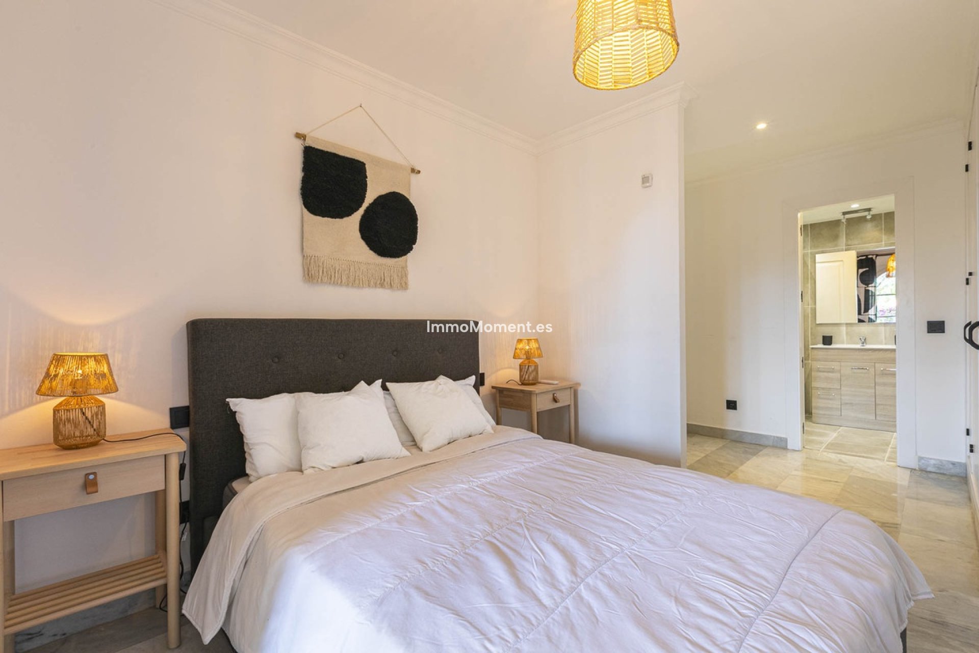 Revente - Appartement - Marbella - Nueva Andalucía