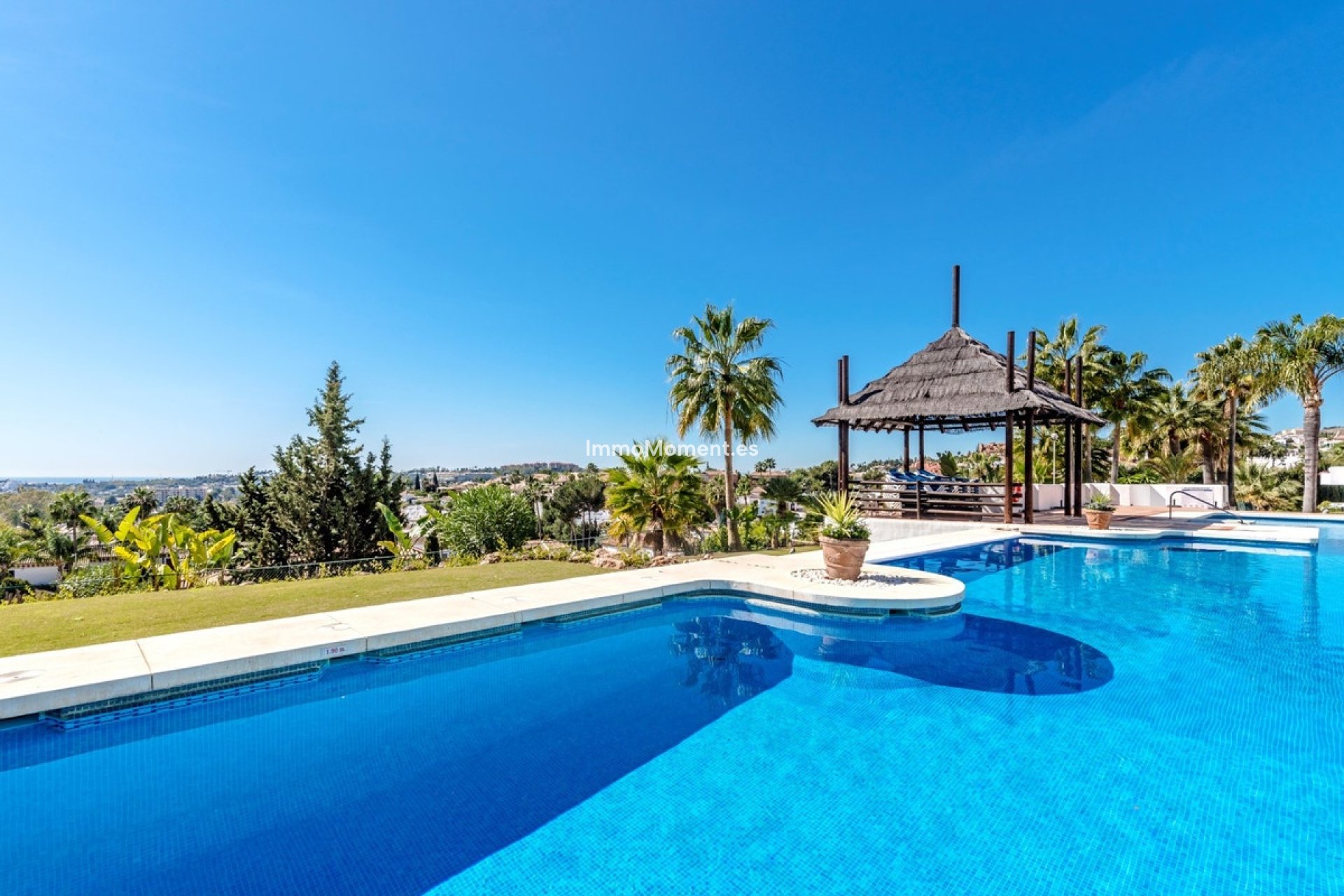 Revente - Appartement - Marbella - Nueva Andalucía