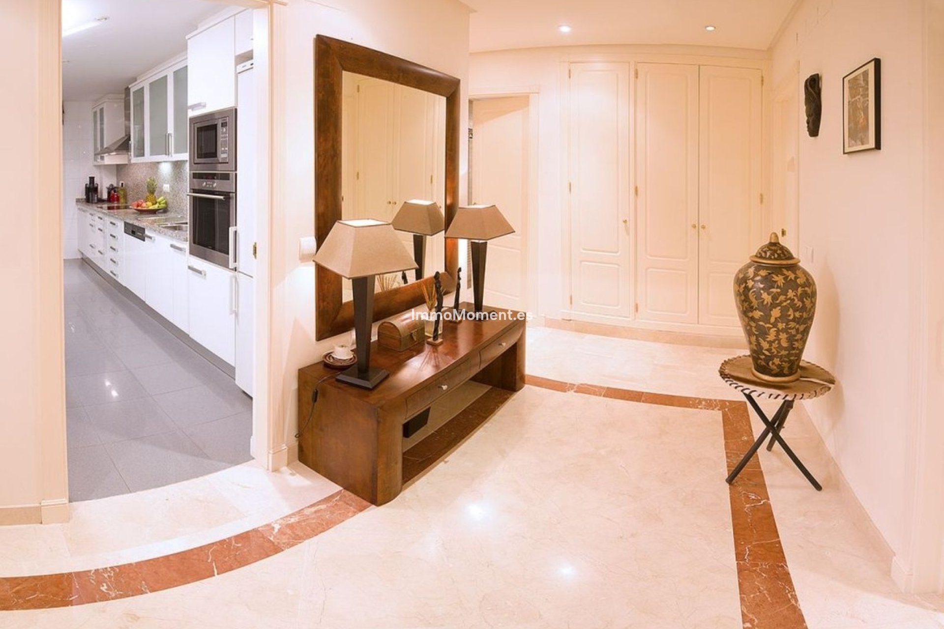 Revente - Appartement - Marbella - Nueva Andalucía