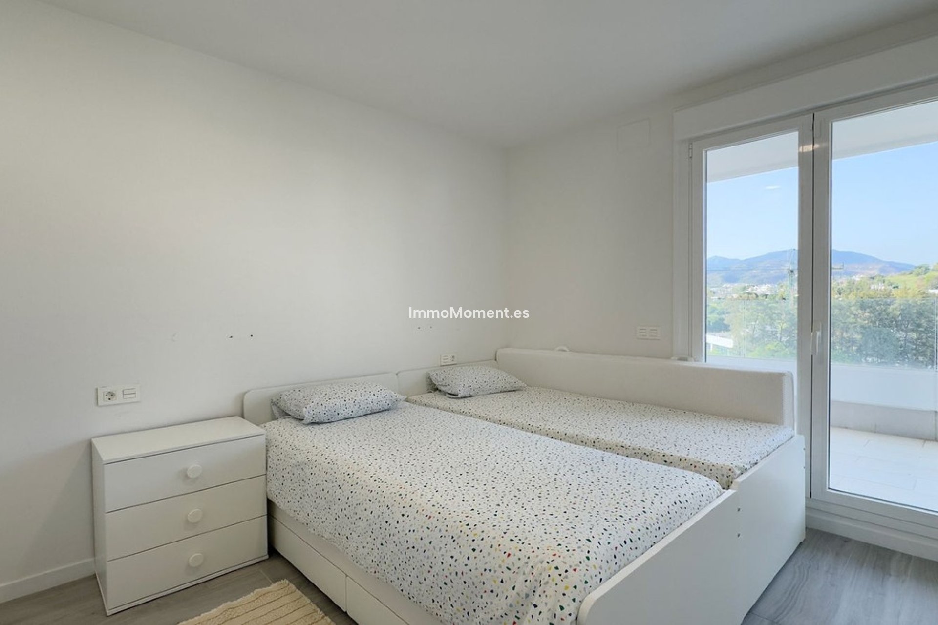 Revente - Appartement - Marbella - Nueva Andalucía