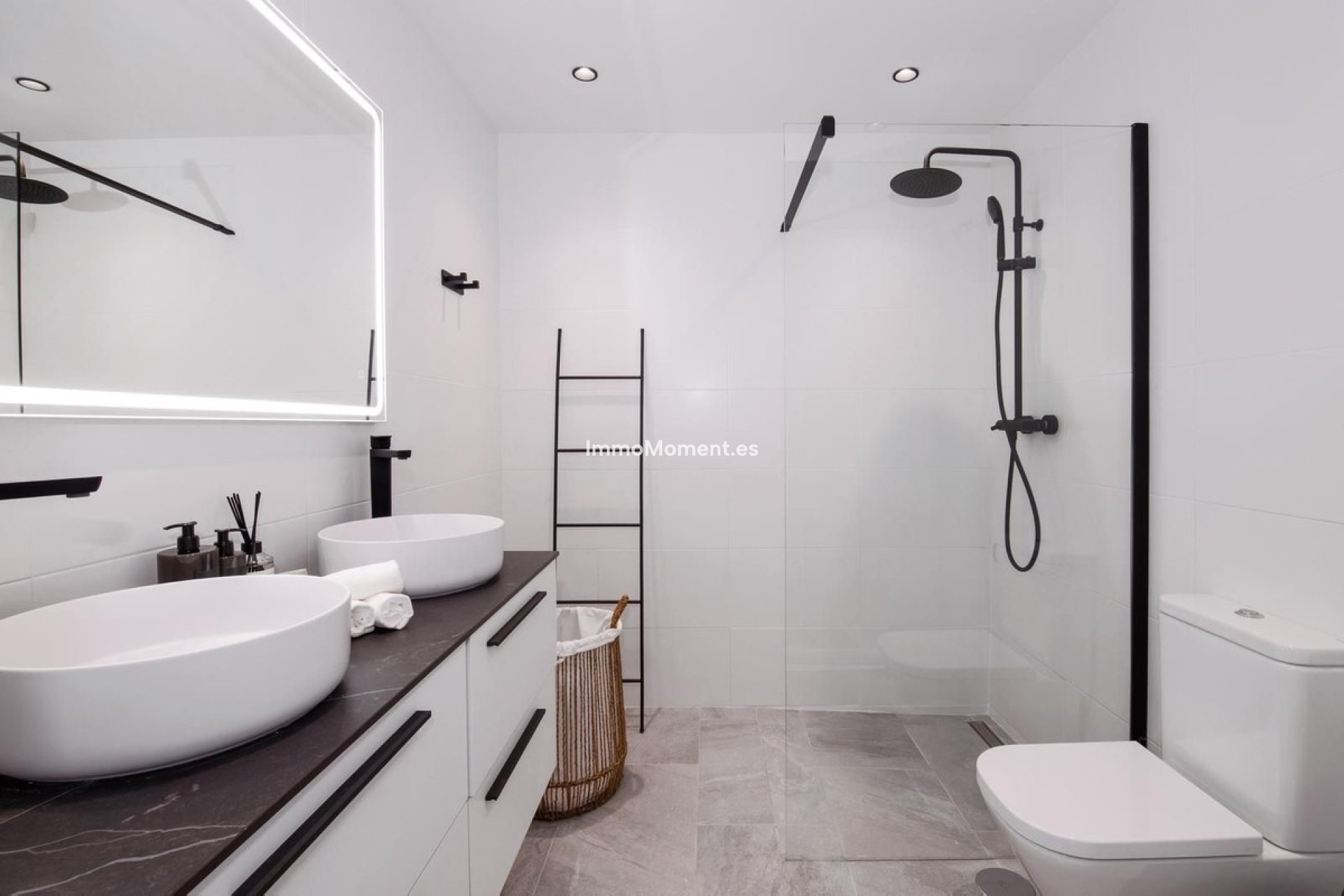 Revente - Appartement - Marbella - Nueva Andalucía