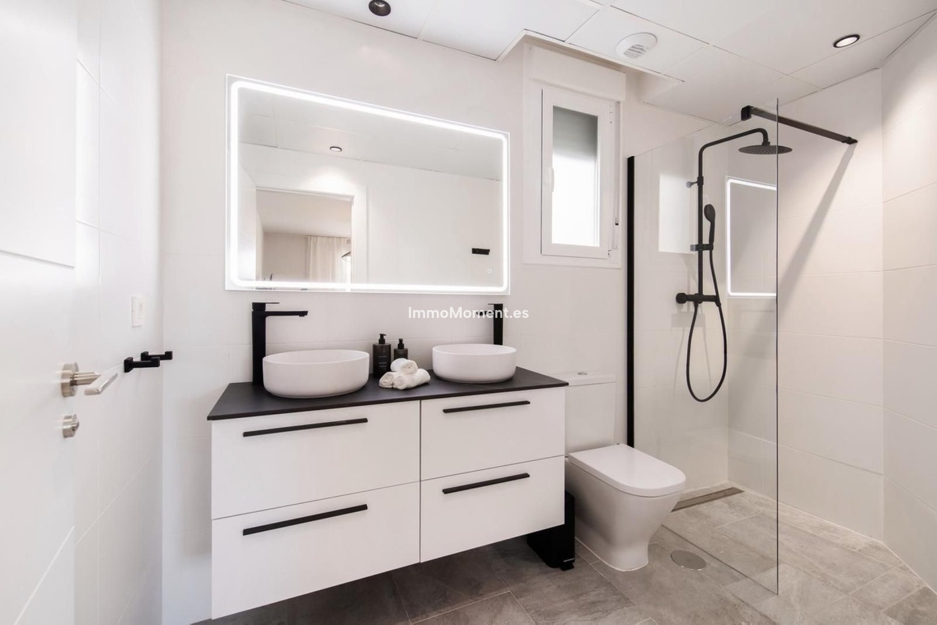 Revente - Appartement - Marbella - Nueva Andalucía