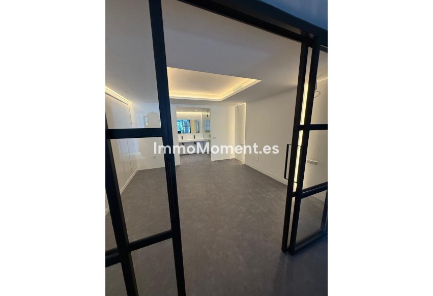 Revente - Appartement - Marbella - Nueva Andalucía