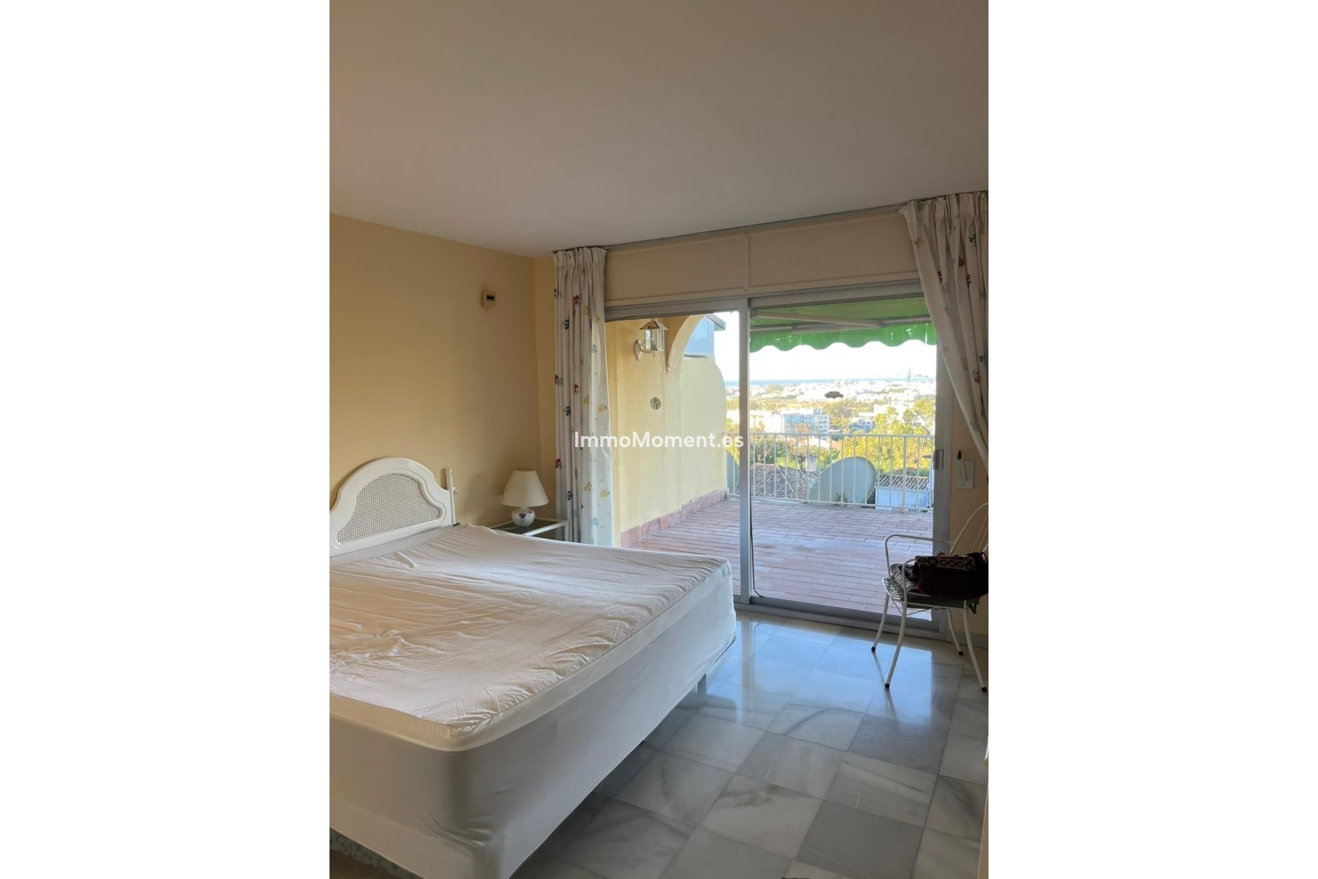 Revente - Appartement - Marbella - Nueva Andalucía