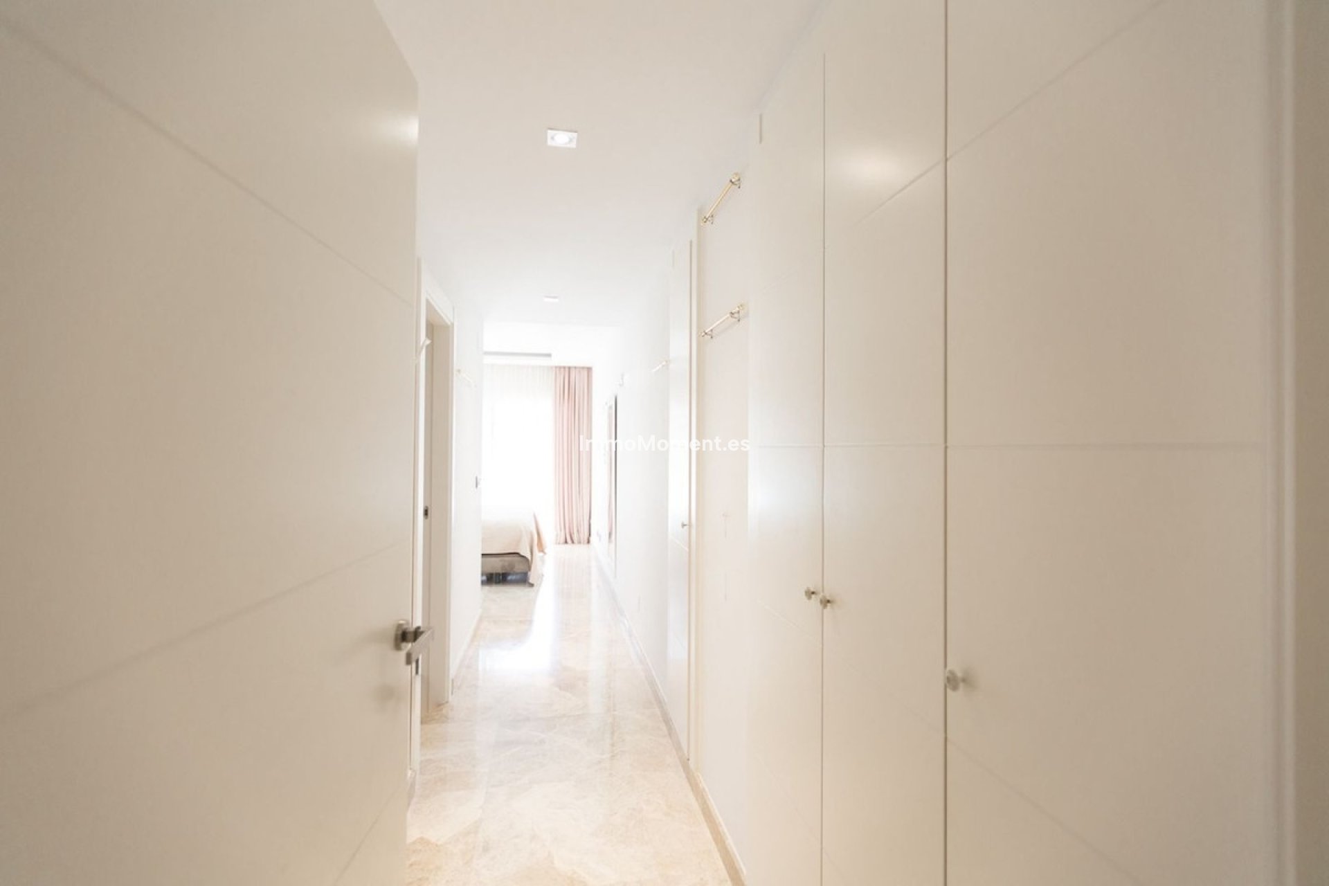 Revente - Appartement - Marbella - Nueva Andalucía