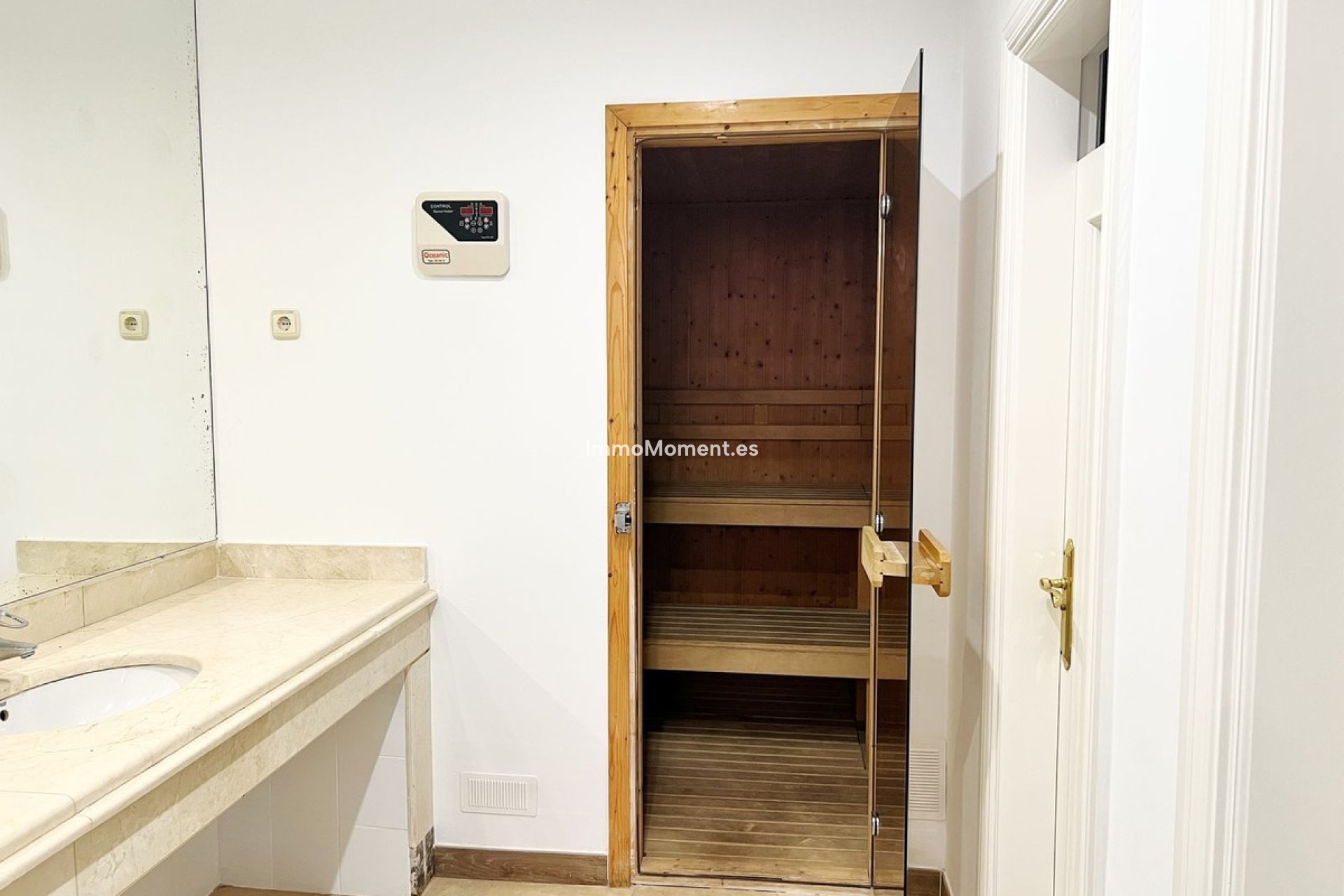 Revente - Appartement - Marbella - Nueva Andalucía