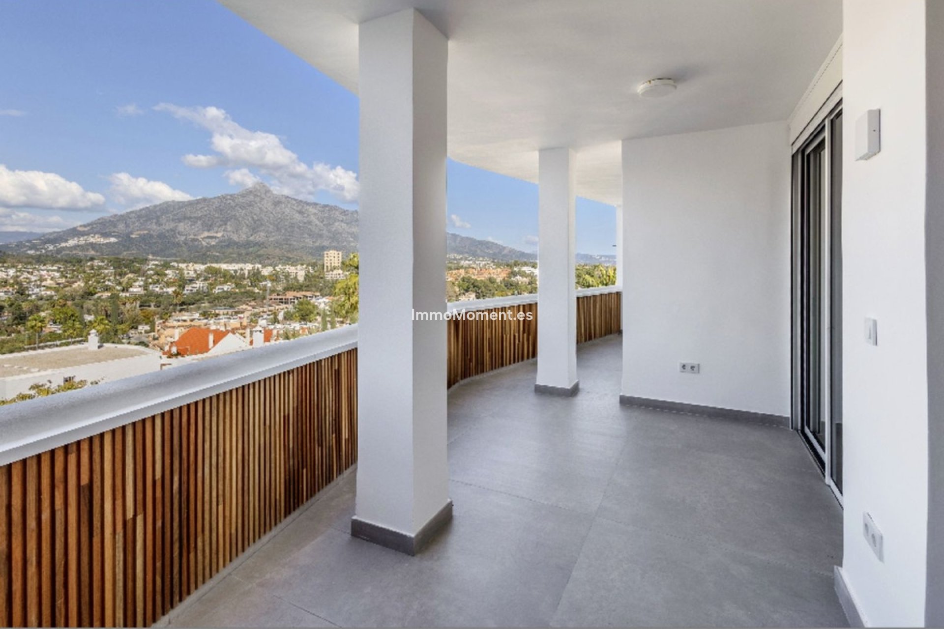 Revente - Appartement - Marbella - Nueva Andalucía