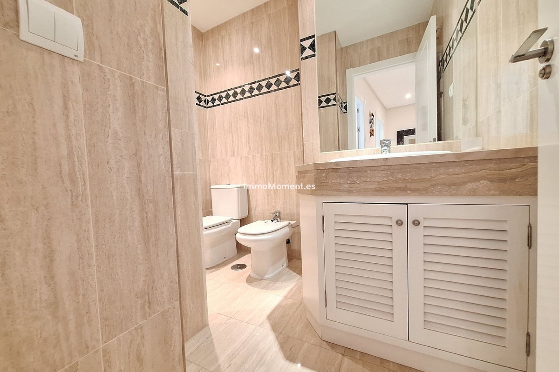 Revente - Appartement - Marbella - Nueva Andalucía