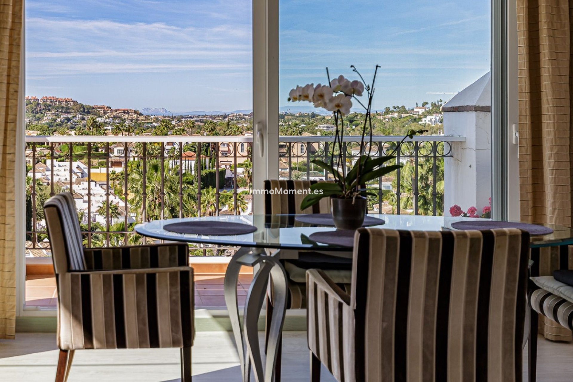 Revente - Appartement - Marbella - Nueva Andalucía