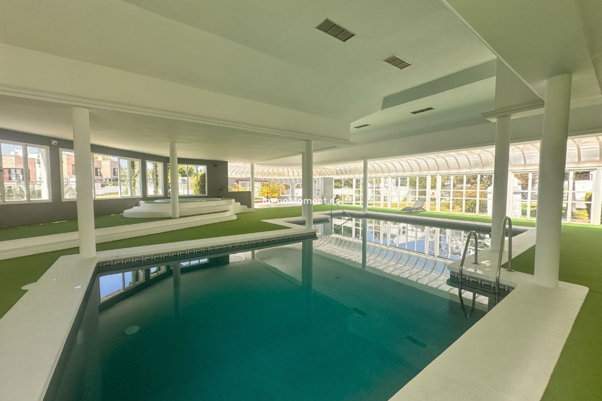 Revente - Appartement - Marbella - Nueva Andalucía