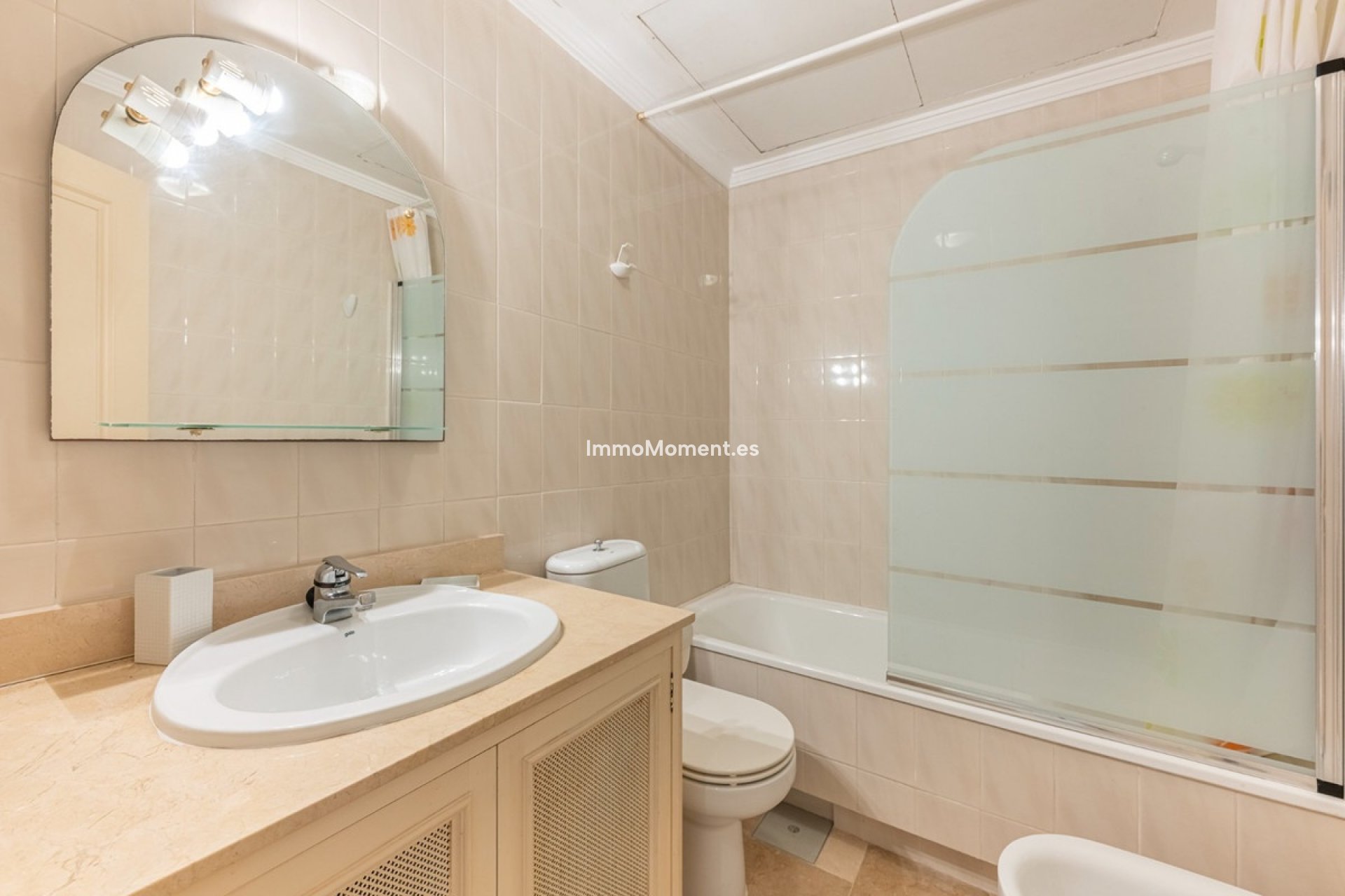 Revente - Appartement - Marbella - Nueva Andalucía