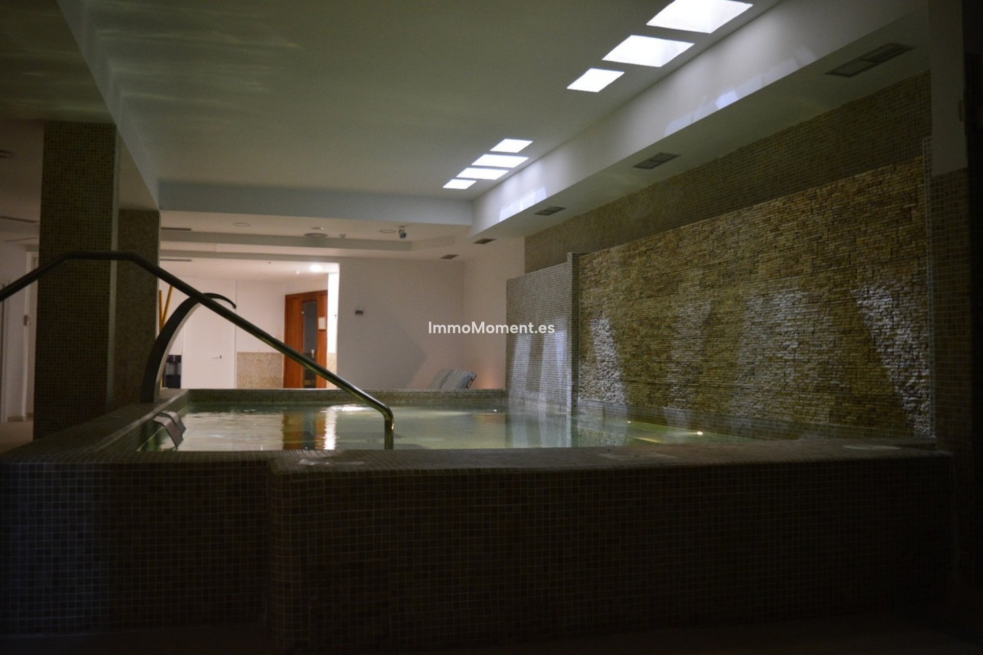 Revente - Appartement - Marbella - Nueva Andalucía