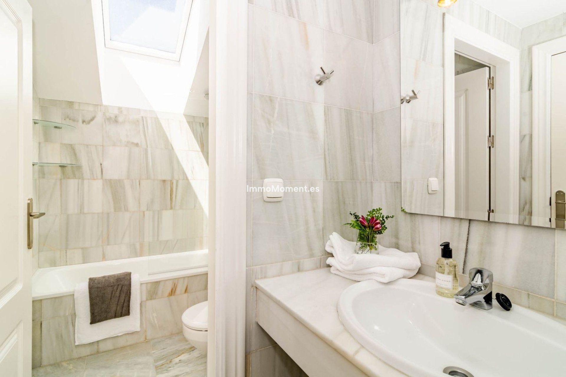 Revente - Appartement - Marbella - Nueva Andalucía