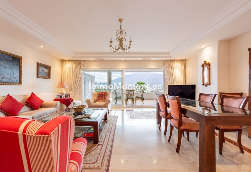 Revente - Appartement - Marbella - Nueva Andalucía