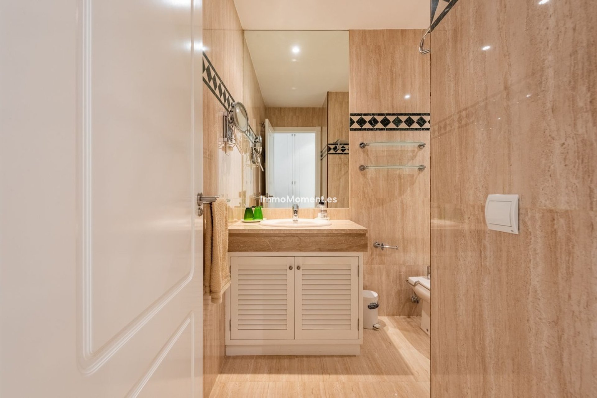 Revente - Appartement - Marbella - Nueva Andalucía