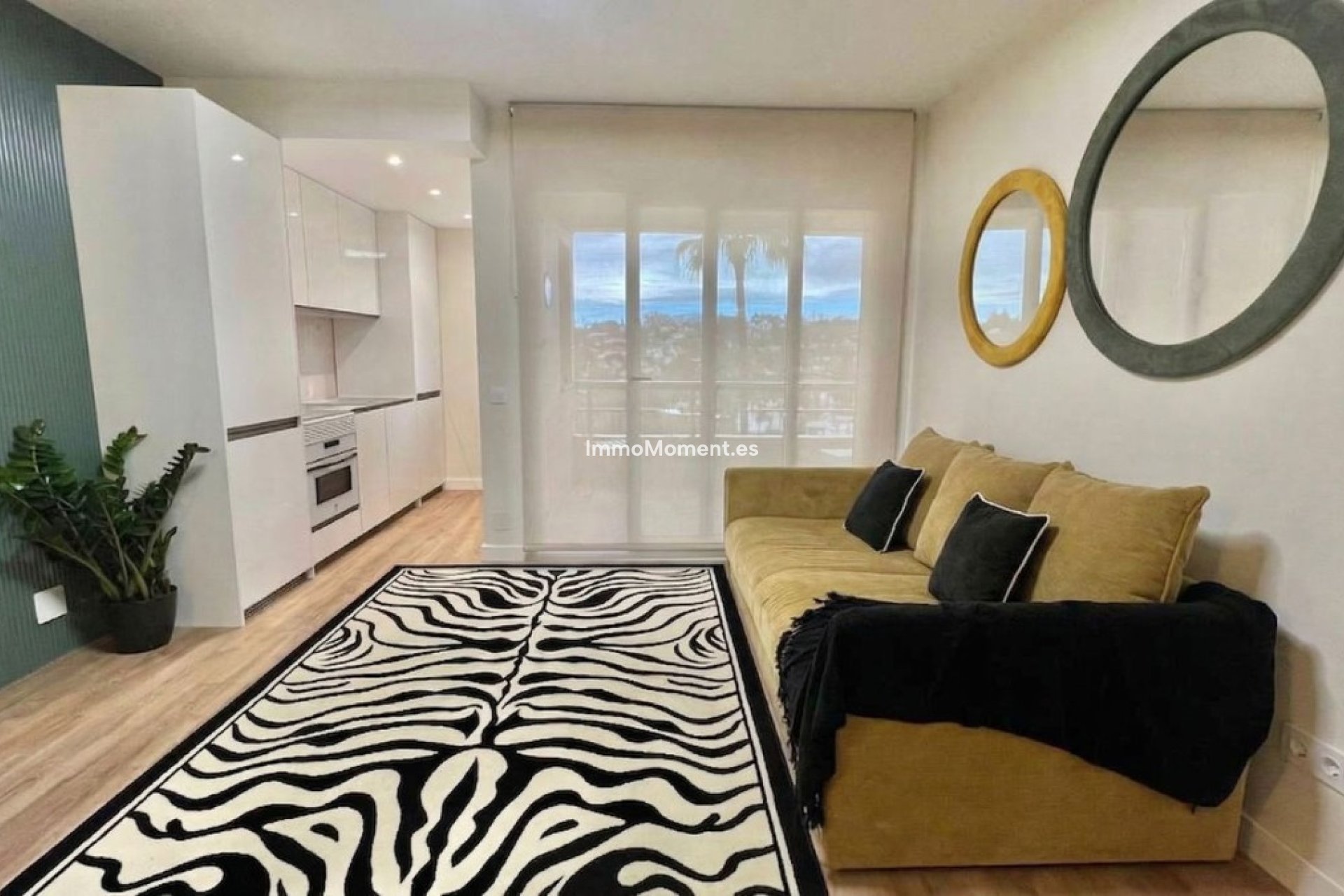 Revente - Appartement - Marbella - Nueva Andalucía