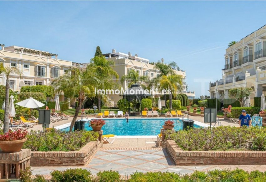 Revente - Appartement - Marbella - Nueva Andalucía
