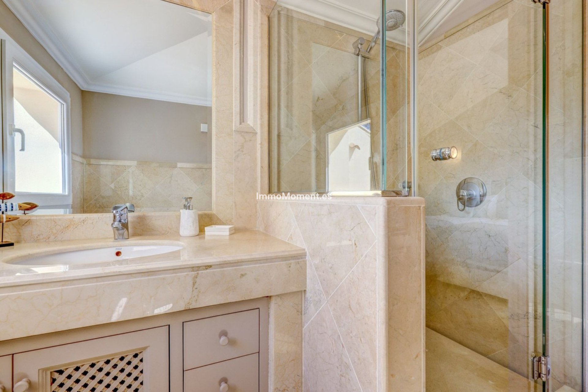 Revente - Appartement - Marbella - Nueva Andalucía