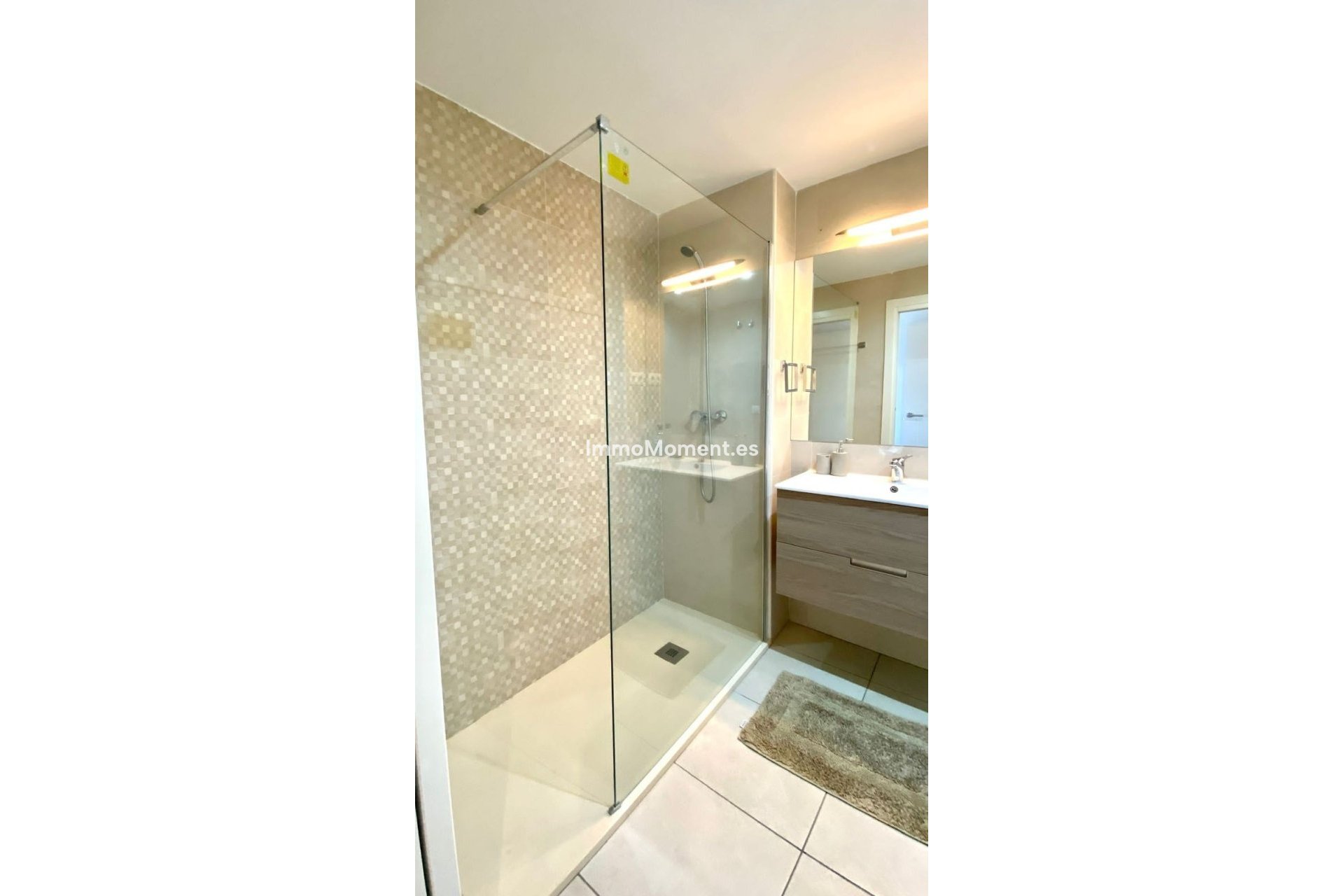 Revente - Appartement - Marbella - Nueva Andalucía