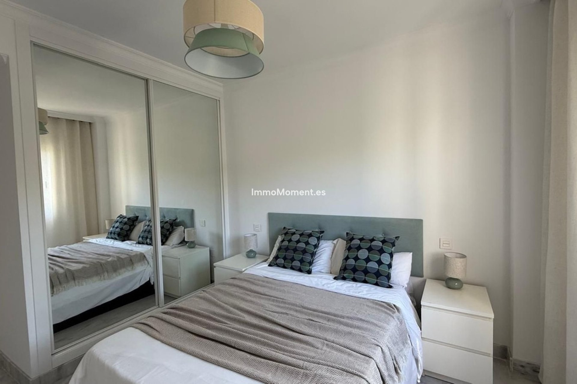 Revente - Appartement - Marbella - Nueva Andalucía