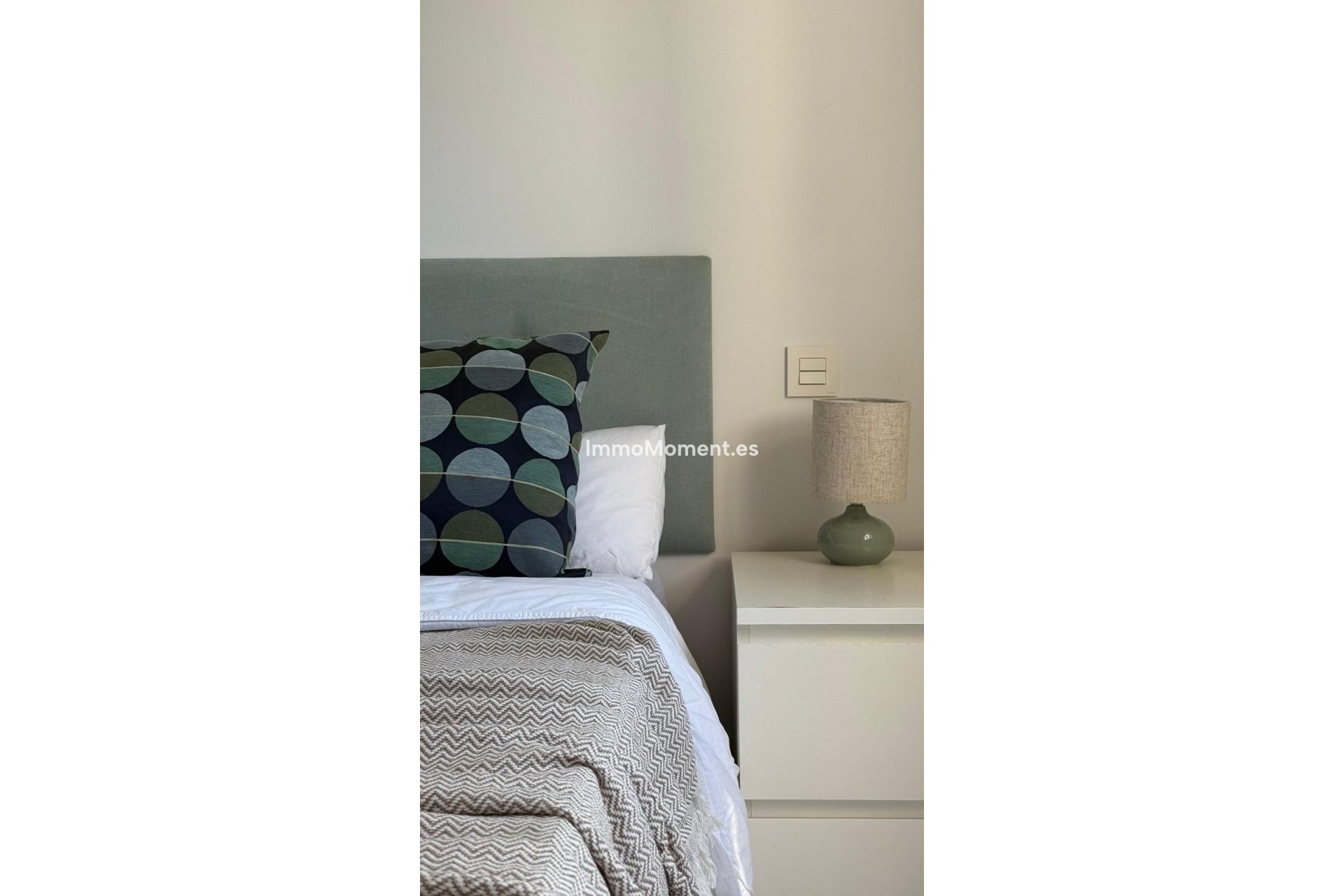 Revente - Appartement - Marbella - Nueva Andalucía