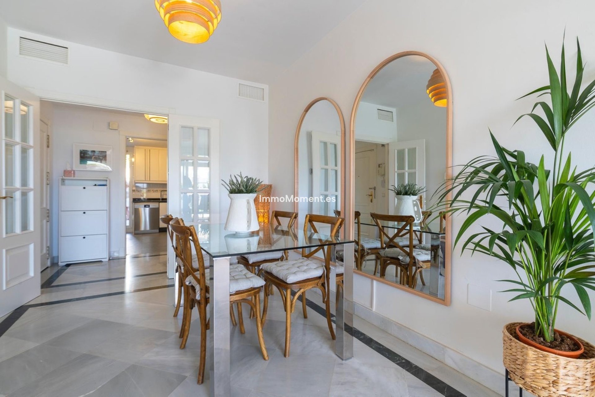 Revente - Appartement - Marbella - Nueva Andalucía