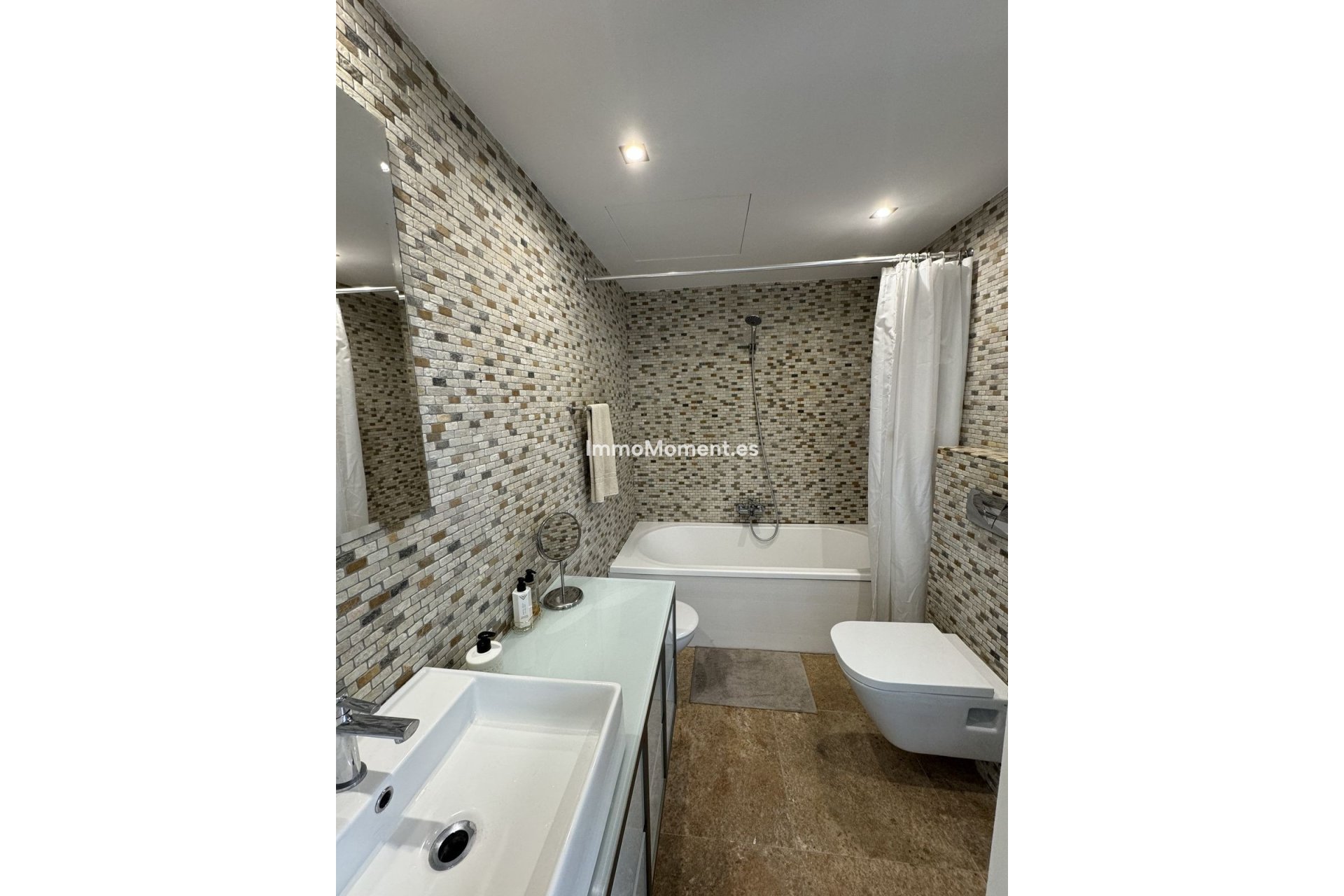Revente - Appartement - Marbella - Nueva Andalucía