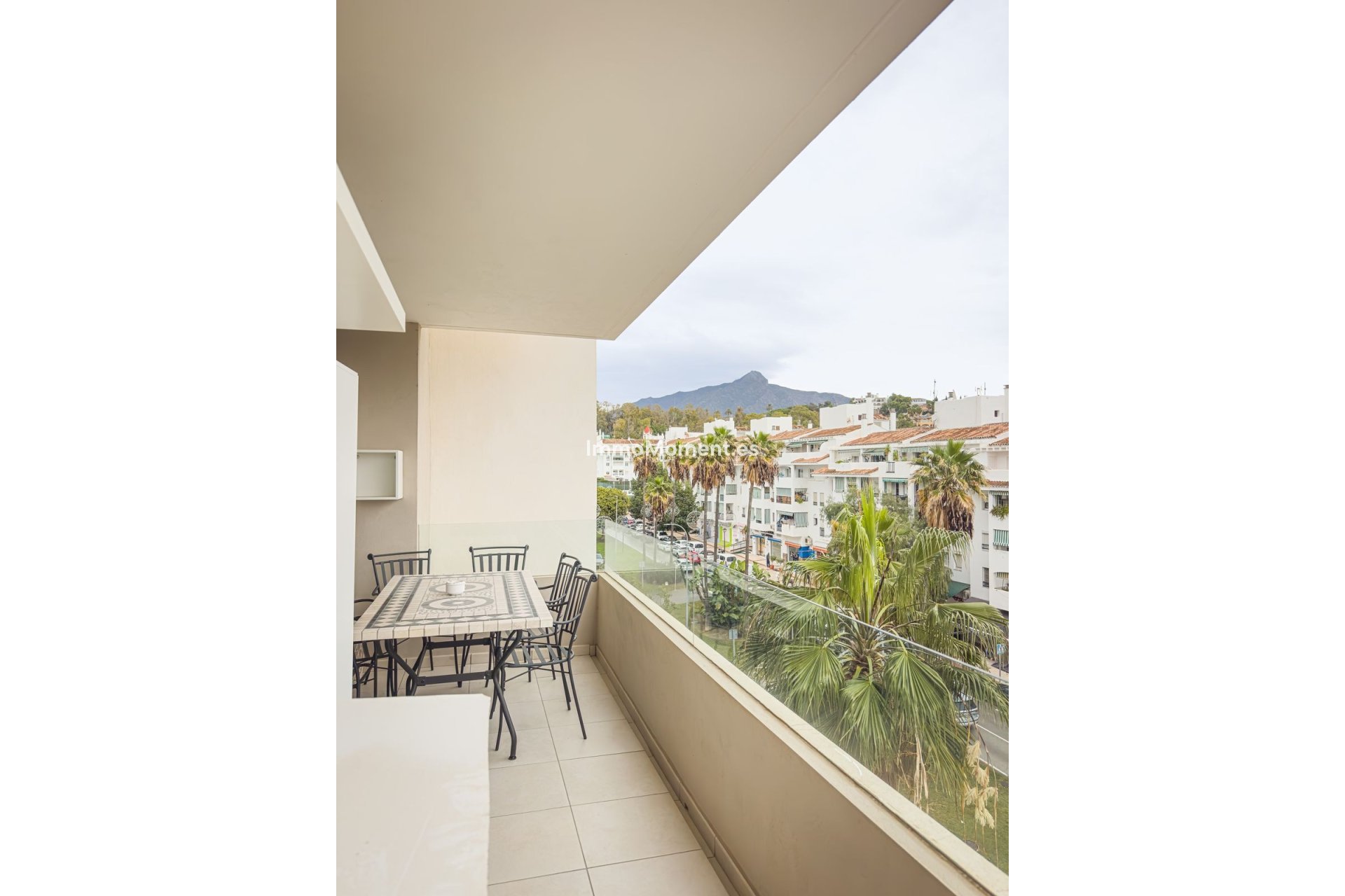 Revente - Appartement - Marbella - Nueva Andalucía