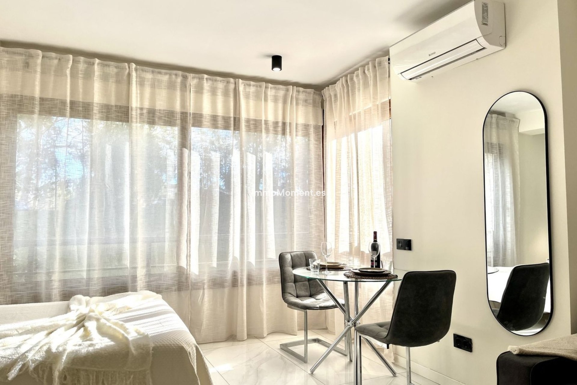 Revente - Appartement - Marbella - Nueva Andalucía