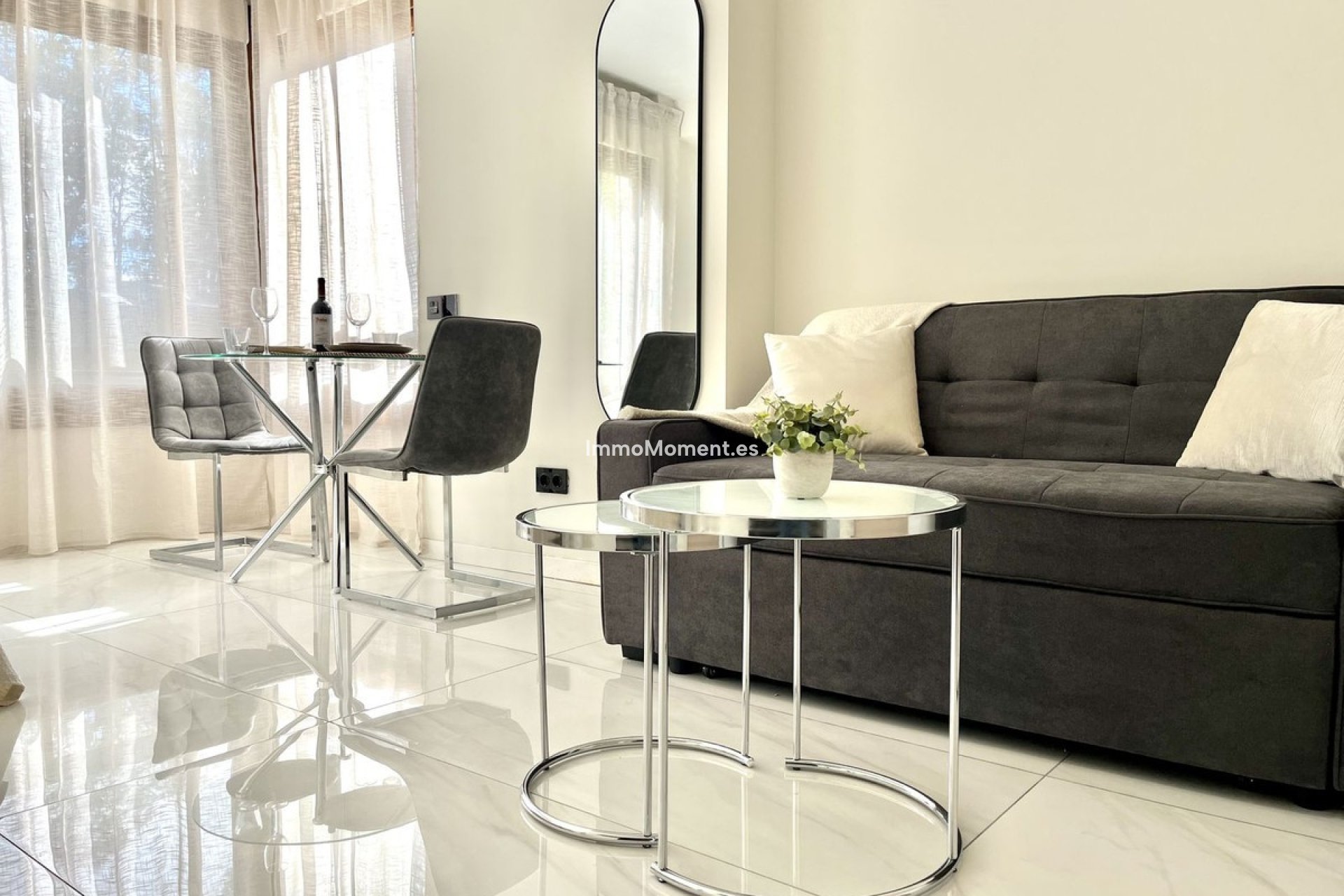 Revente - Appartement - Marbella - Nueva Andalucía