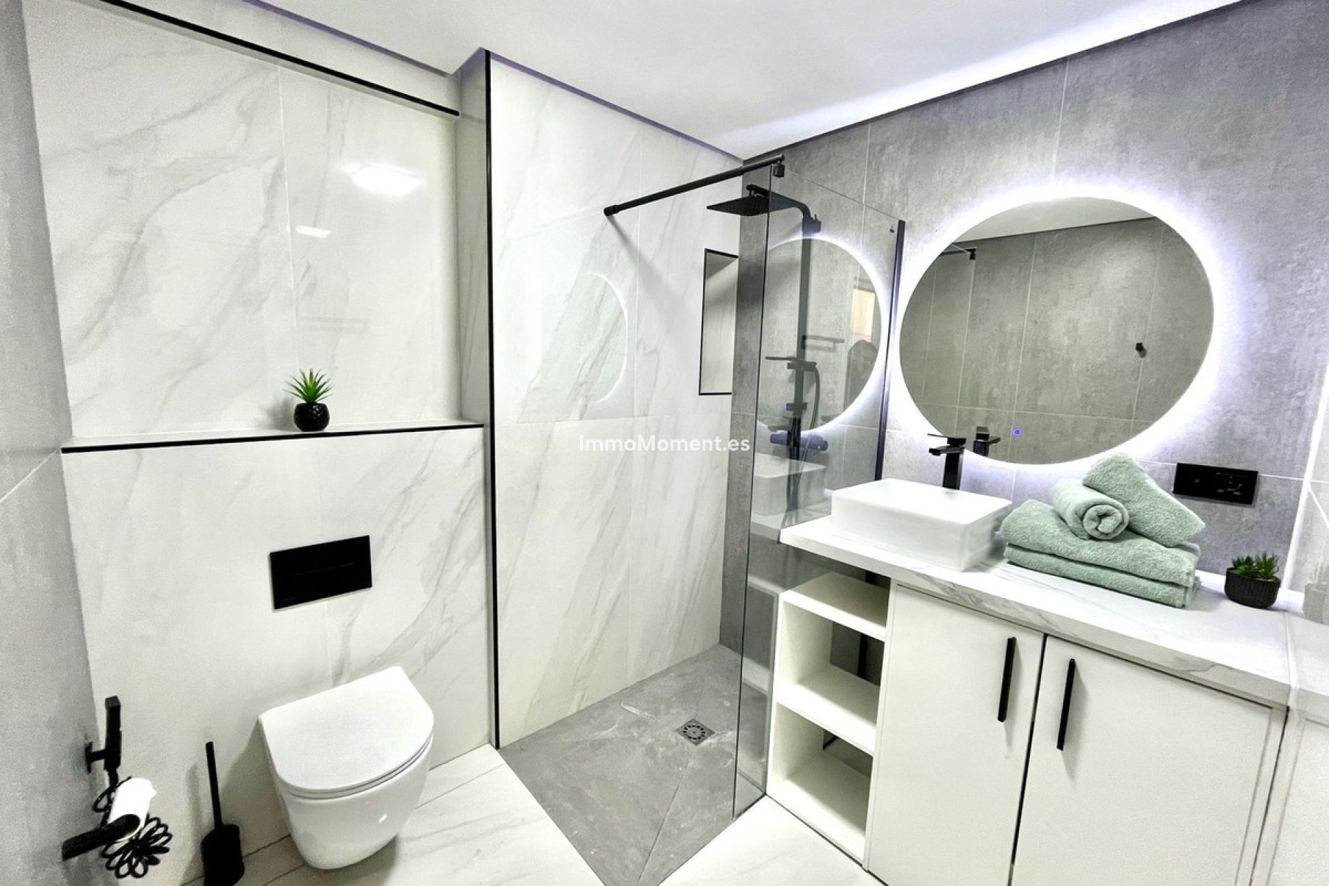 Revente - Appartement - Marbella - Nueva Andalucía