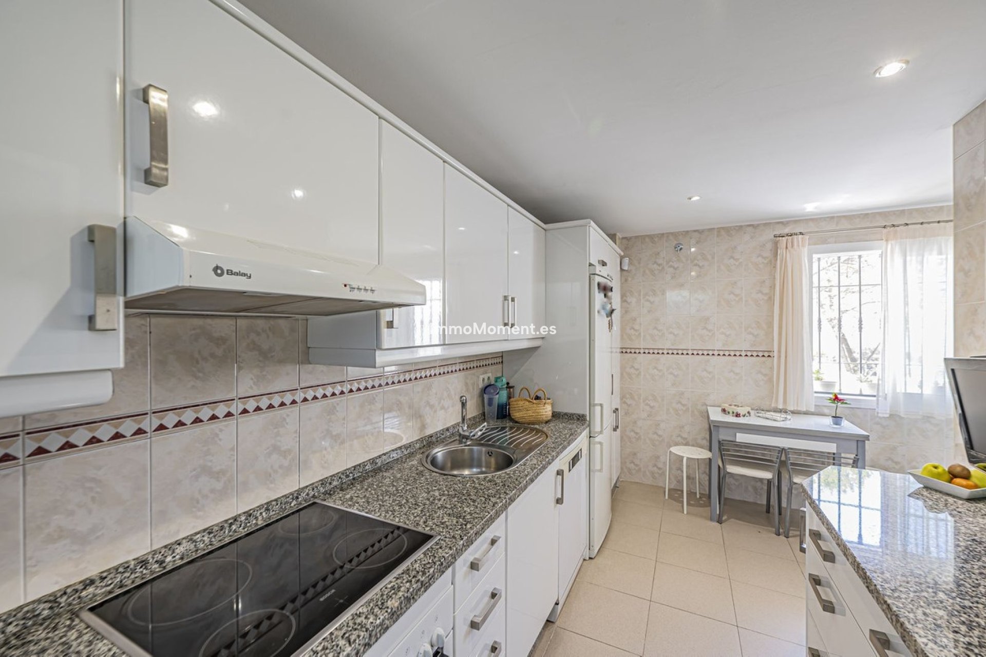 Revente - Appartement - Marbella - Nueva Andalucía
