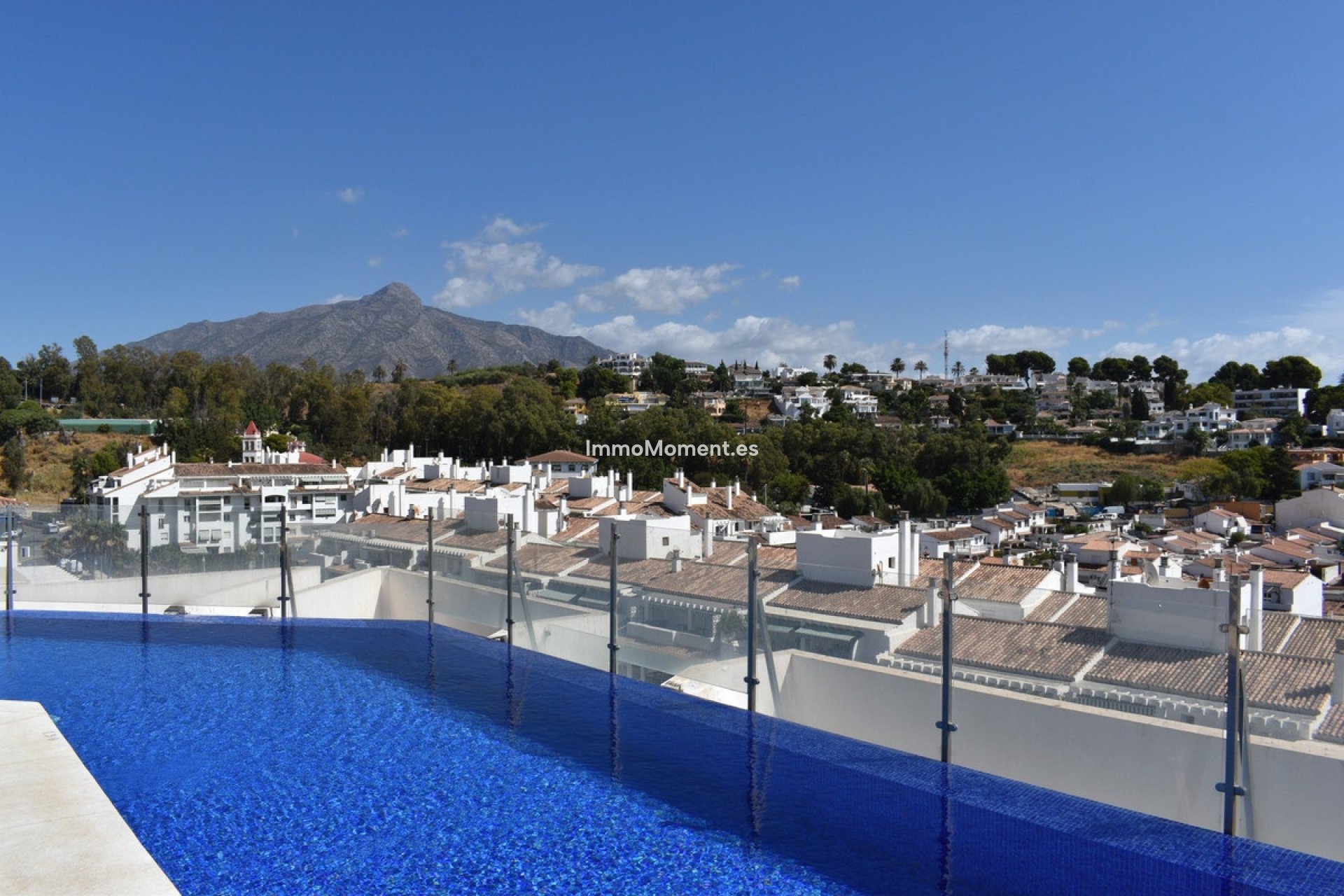 Revente - Appartement - Marbella - Nueva Andalucía