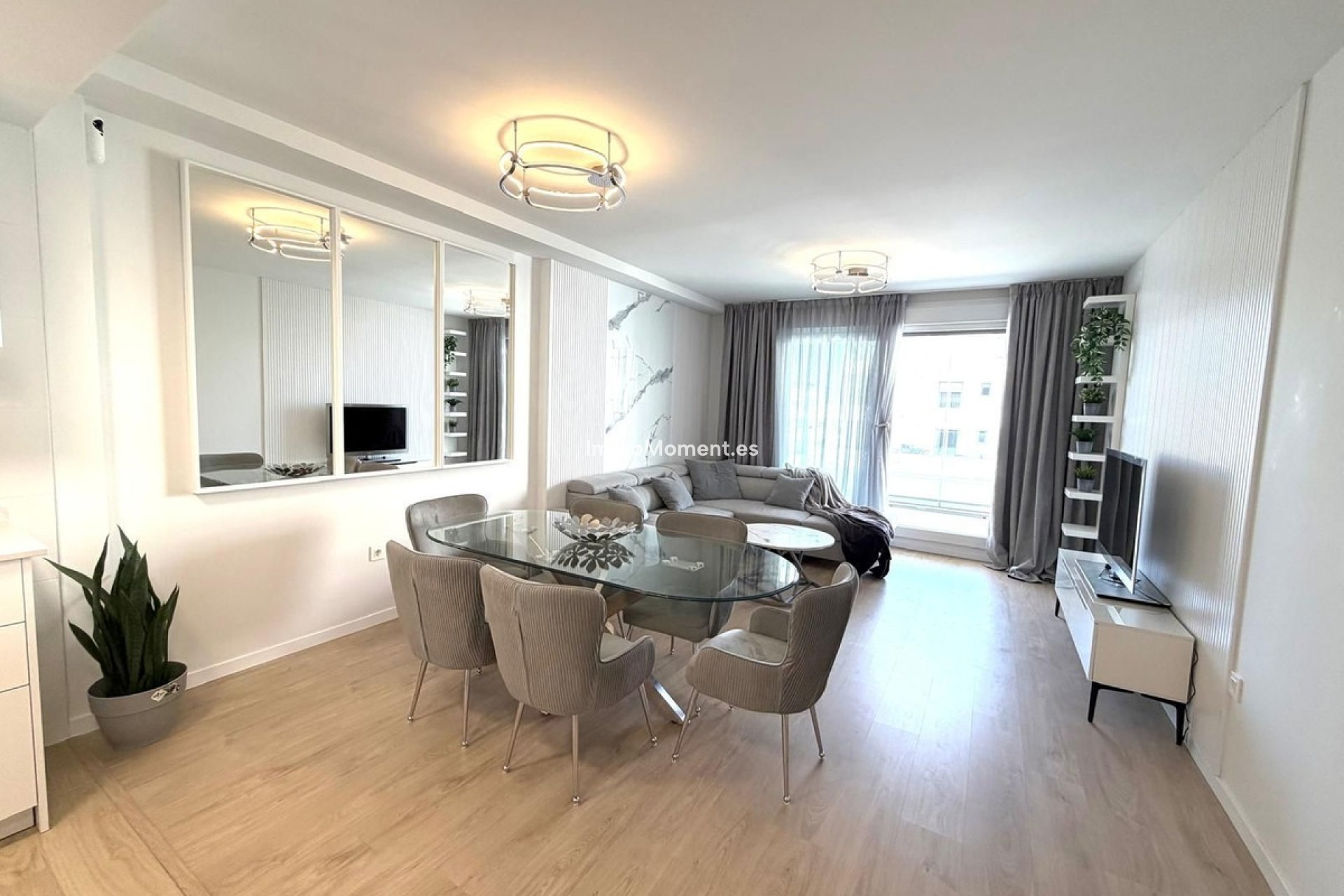 Revente - Appartement - Marbella - Nueva Andalucía