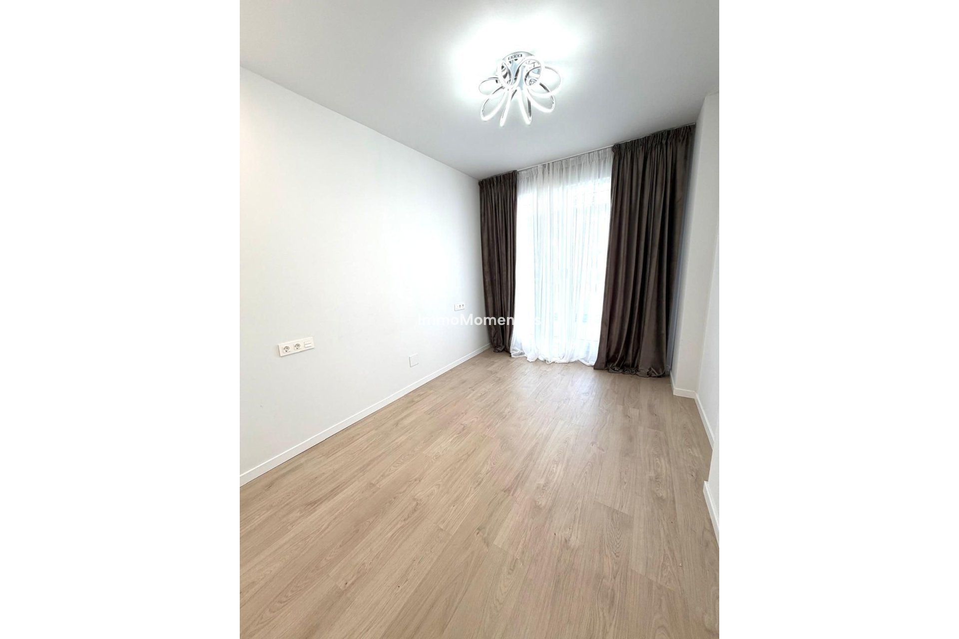 Revente - Appartement - Marbella - Nueva Andalucía