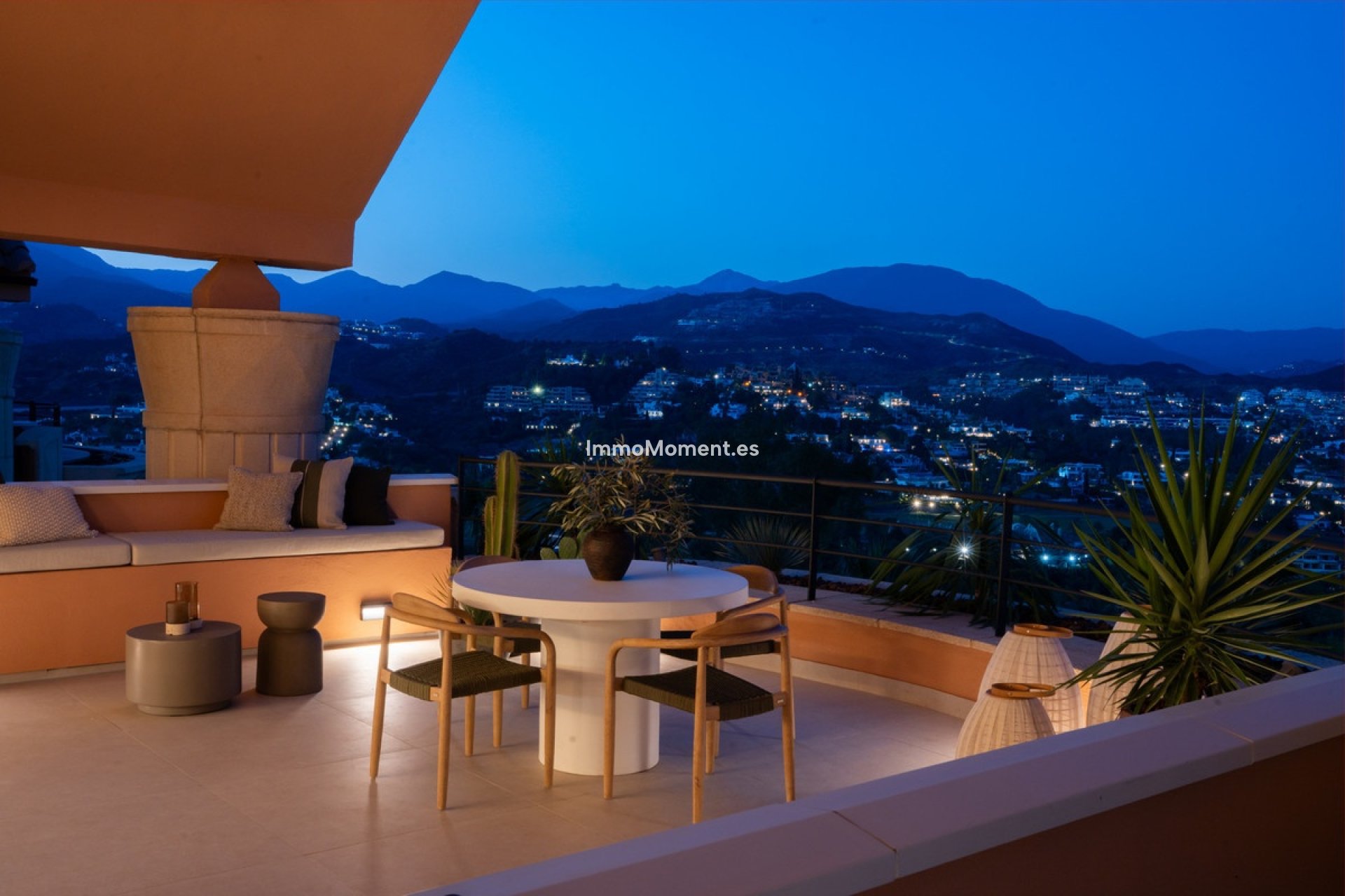 Revente - Appartement - Marbella - Nueva Andalucía