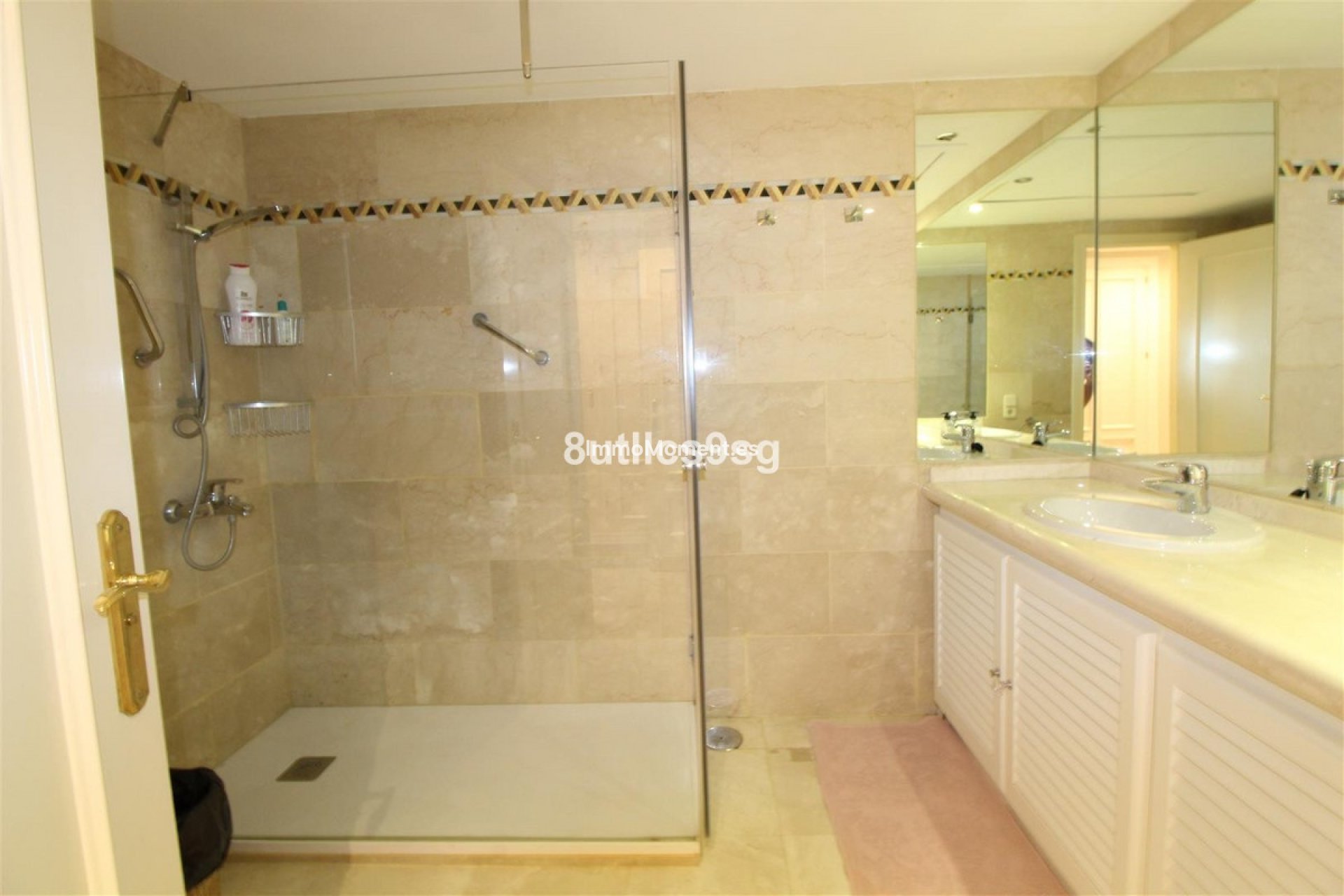 Revente - Appartement - Marbella - Nueva Andalucía