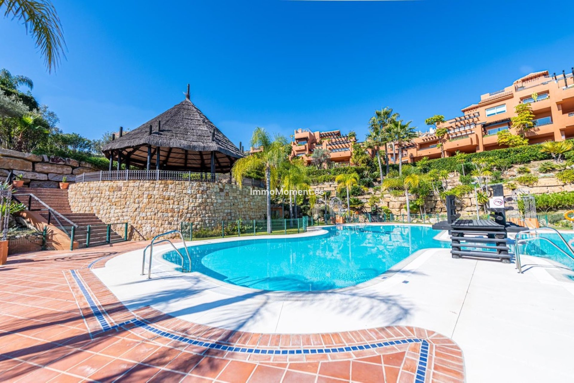 Revente - Appartement - Marbella - Nueva Andalucía