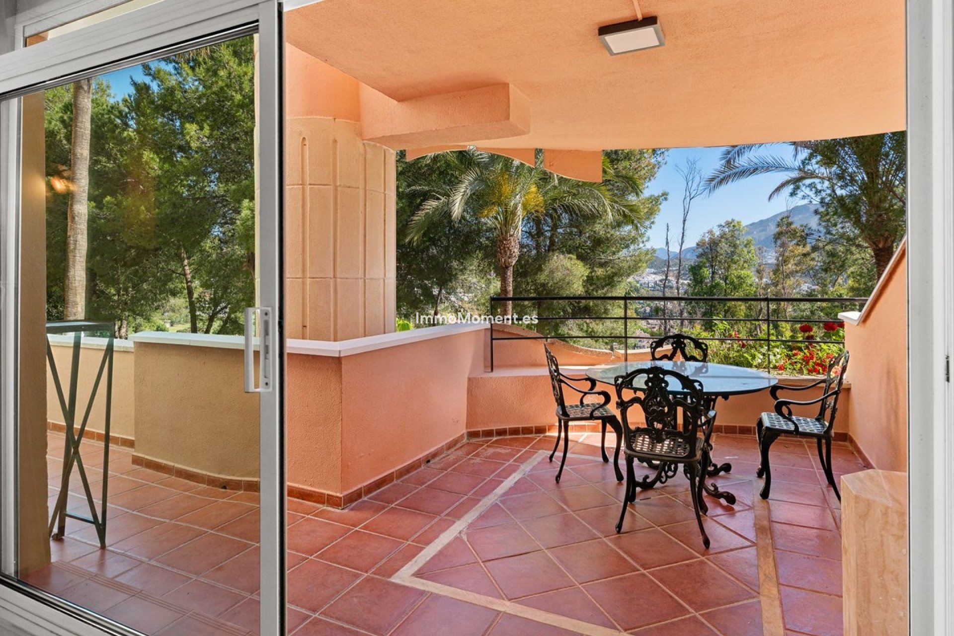 Revente - Appartement - Marbella - Nueva Andalucía