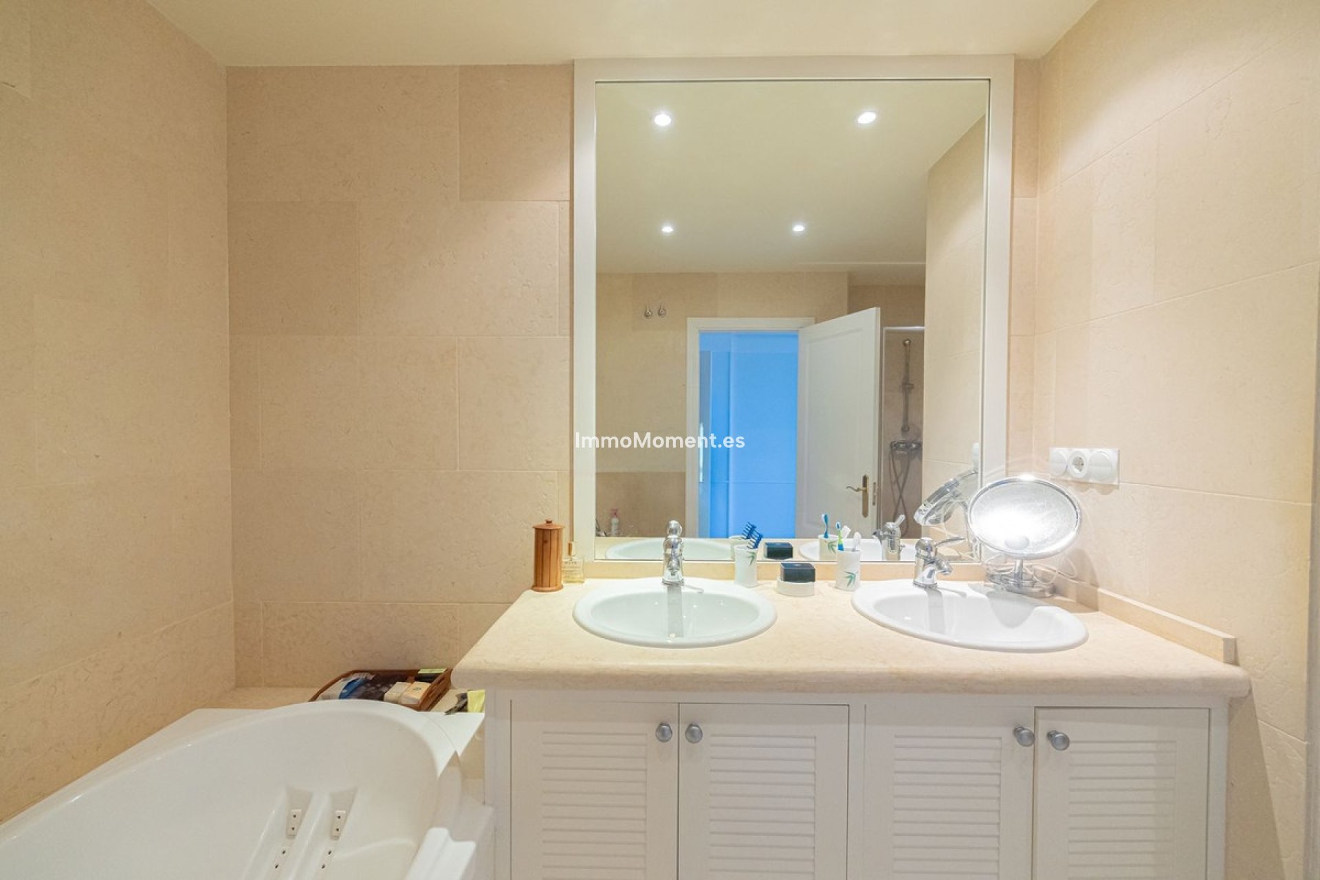 Revente - Appartement - Marbella - Nueva Andalucía