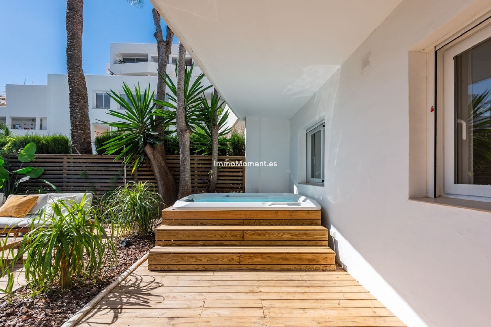 Revente - Appartement - Marbella - Nueva Andalucía