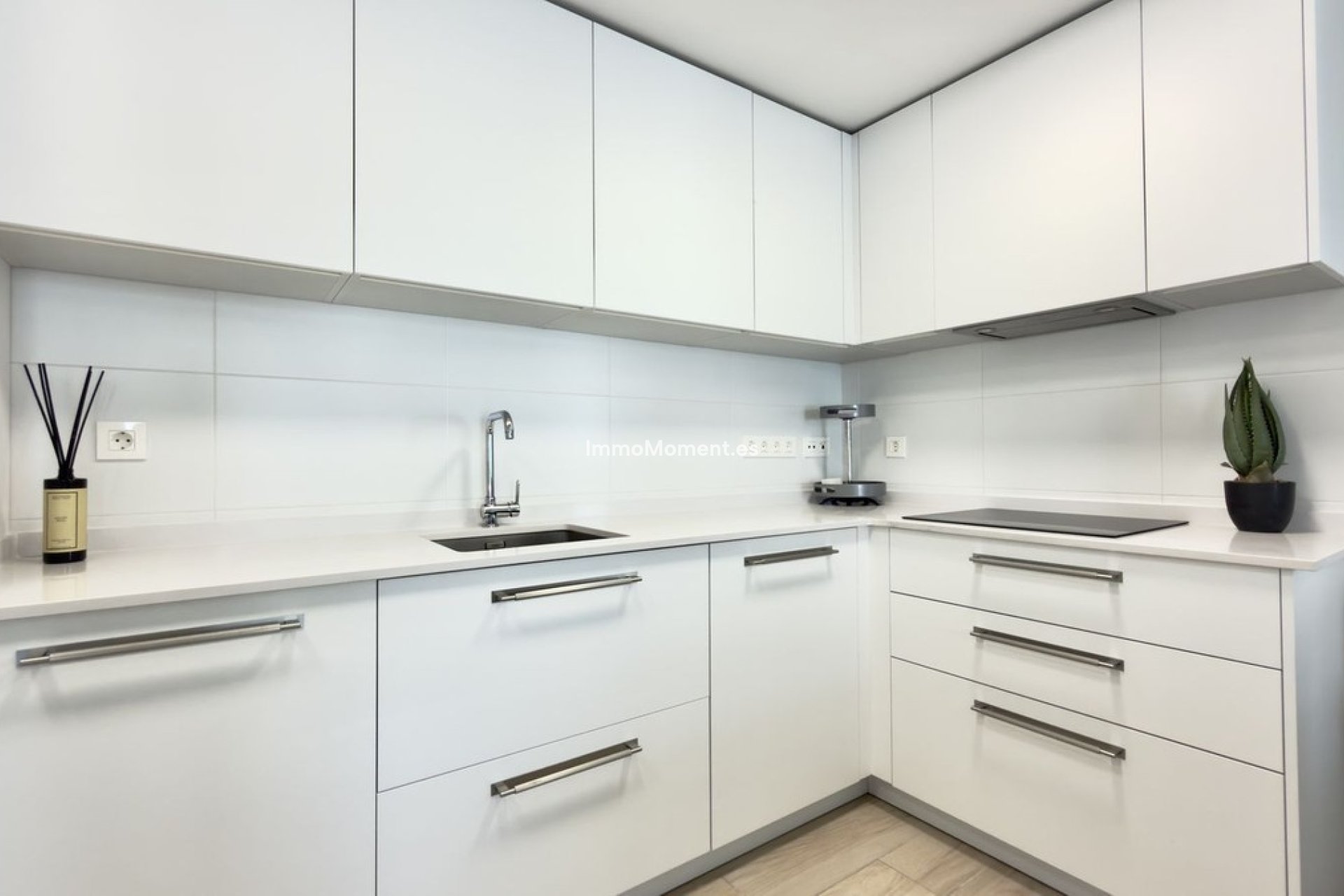 Revente - Appartement - Marbella - Nueva Andalucía