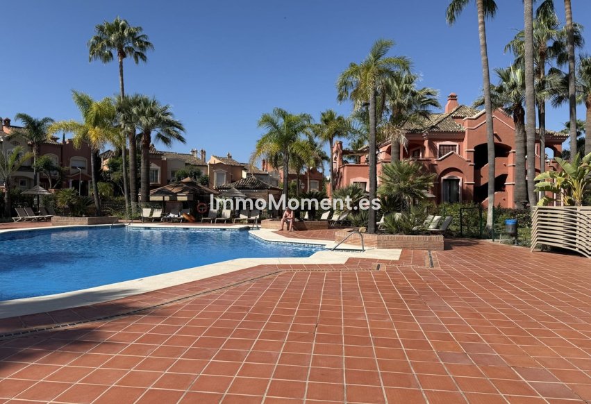 Revente - Appartement - Marbella - Nueva Andalucía