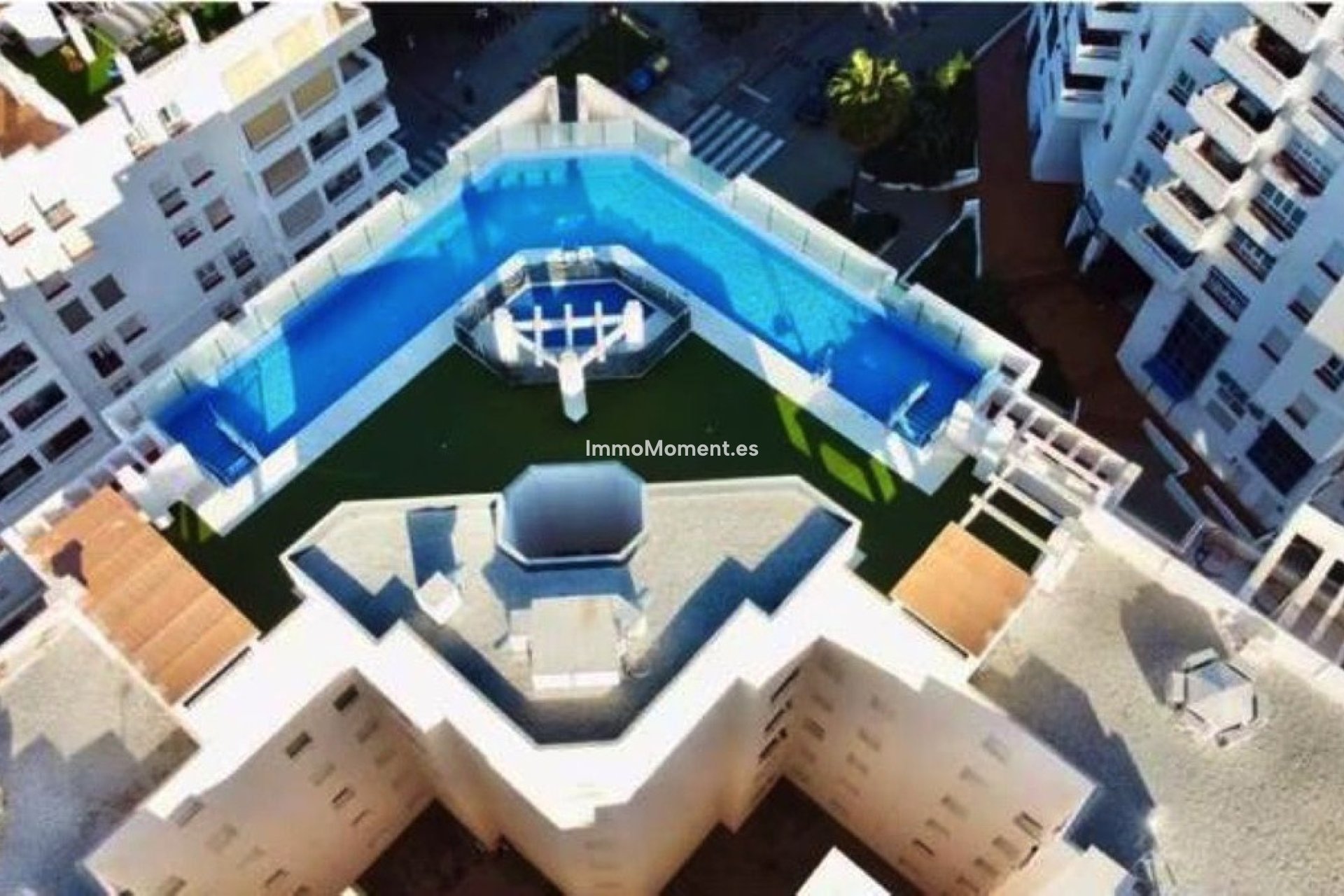 Revente - Appartement - Marbella - Nueva Andalucía