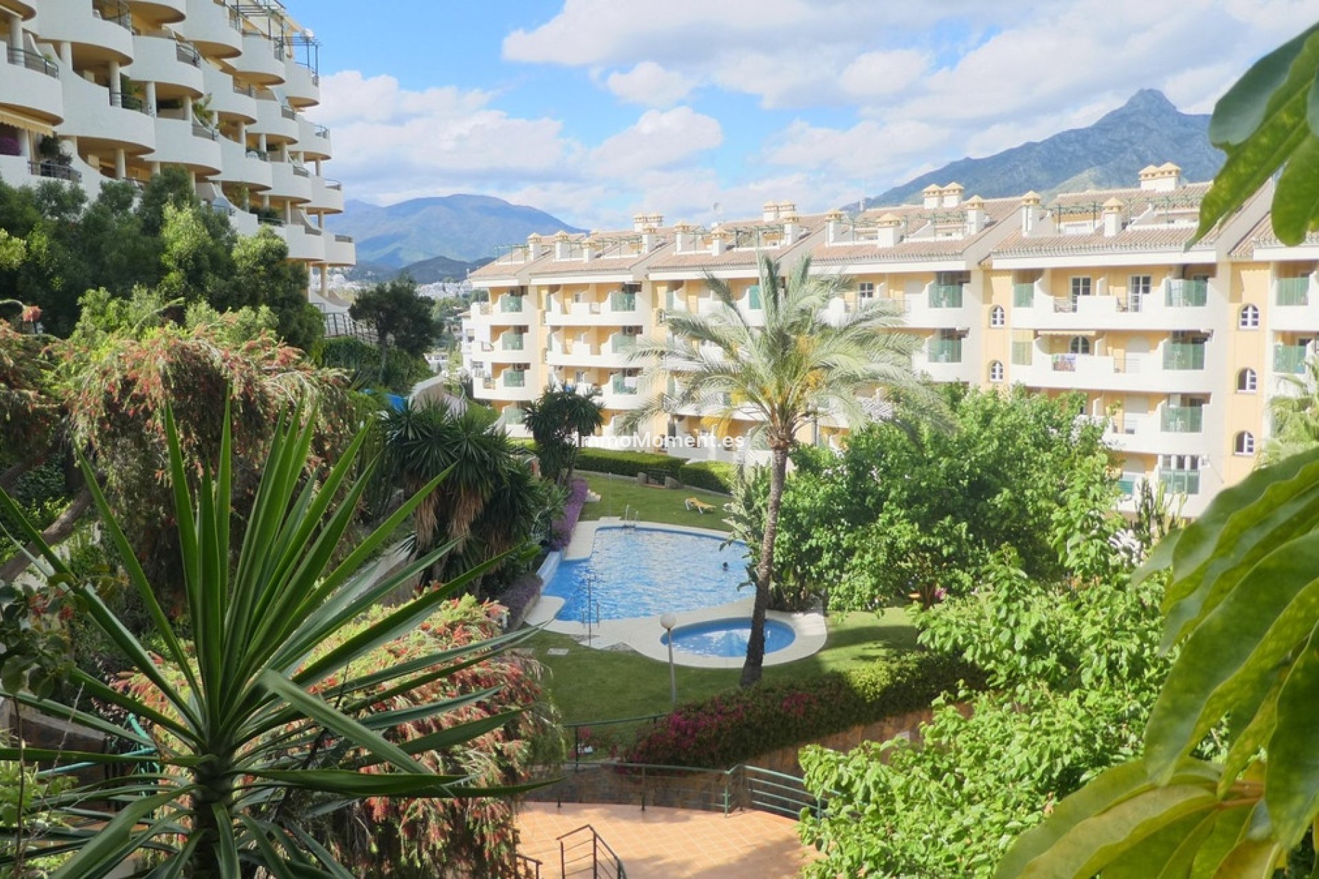 Revente - Appartement - Marbella - Nueva Andalucía