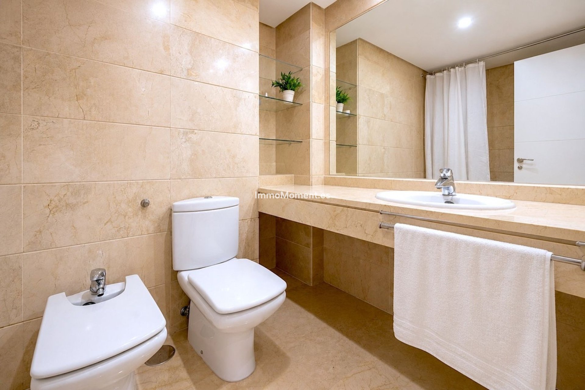 Revente - Appartement - Marbella - Nueva Andalucía