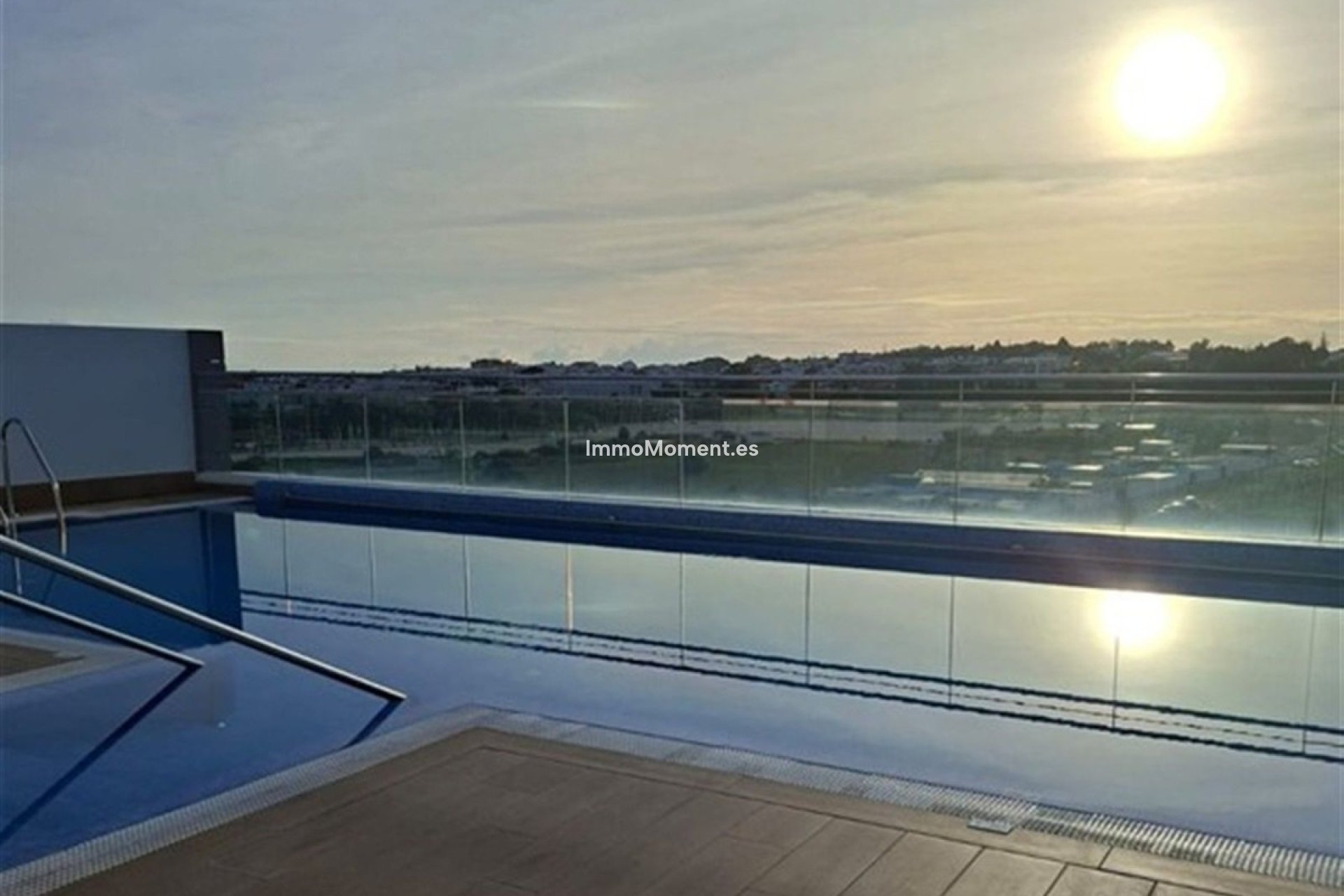 Revente - Appartement - Marbella - Nueva Andalucía
