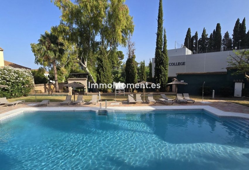 Revente - Appartement - Marbella - Nueva Andalucía